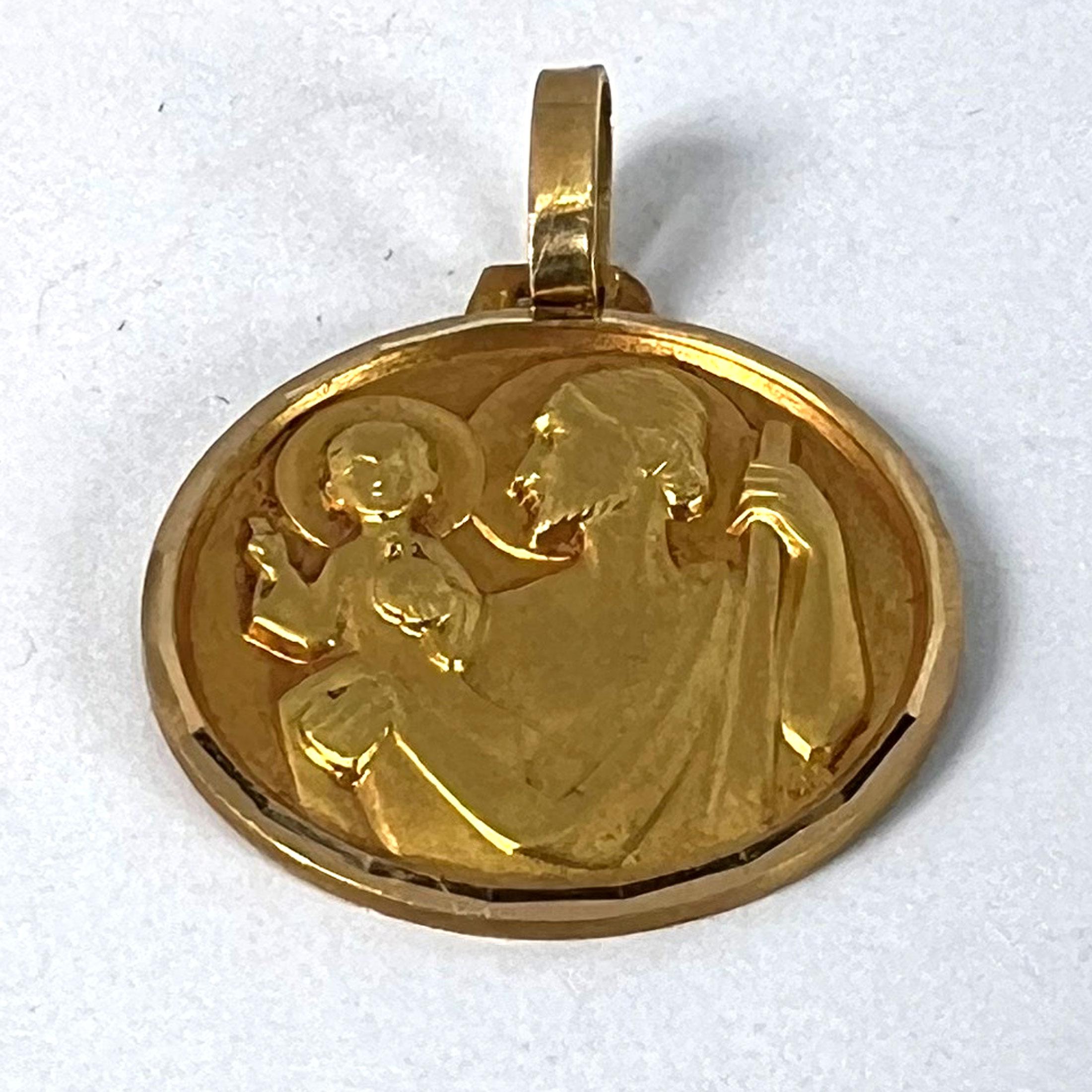 Ciondolo religioso Saint Christopher in oro giallo 18 carati francese d'epoca in vendita 9