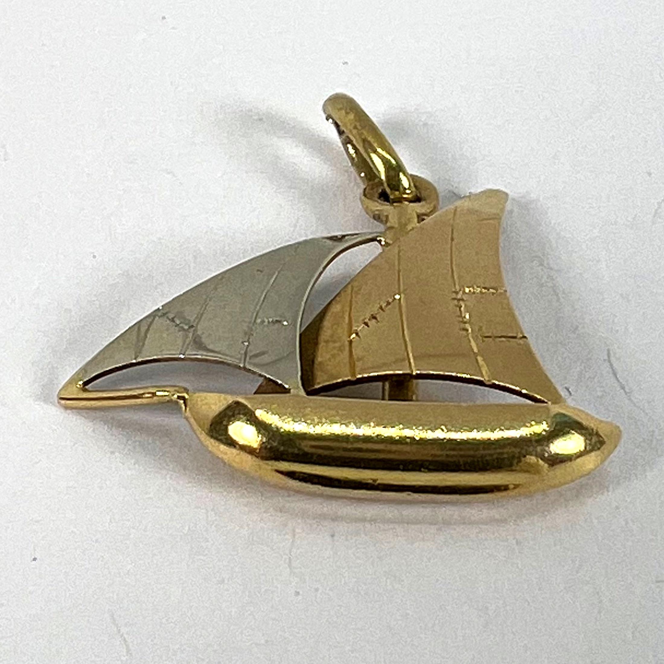 Vintage Französisch 18K Gelb Weißgold Segeln Yacht Boot Charm Anhänger im Angebot 9