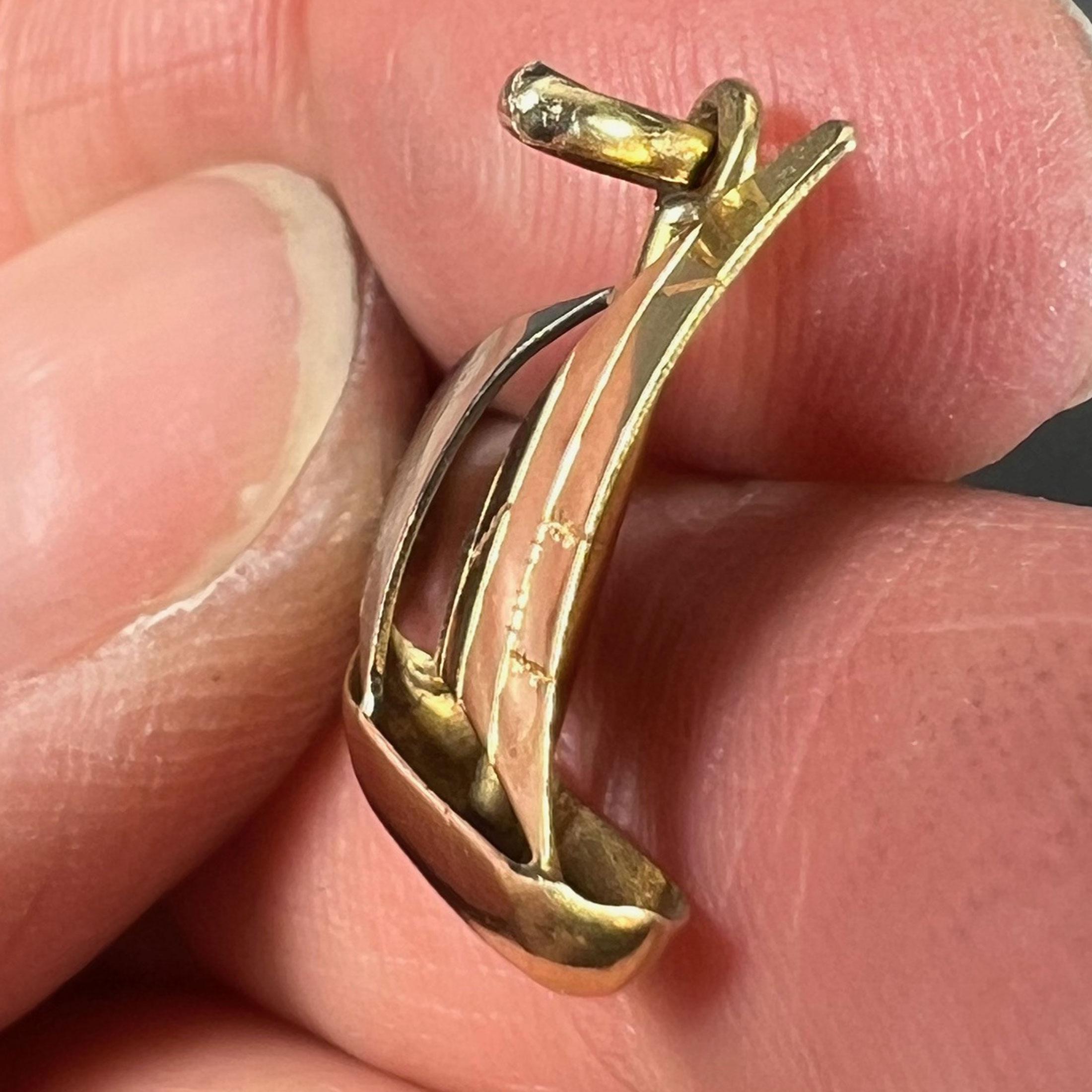 Vintage Französisch 18K Gelb Weißgold Segeln Yacht Boot Charm Anhänger im Angebot 3