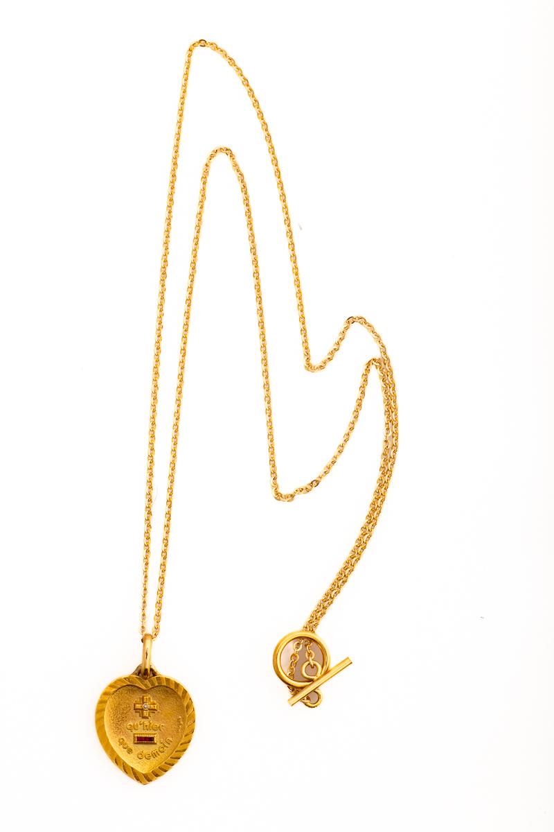 Vintage French 18Kt Heart Love Pendant by Augis For Sale 1