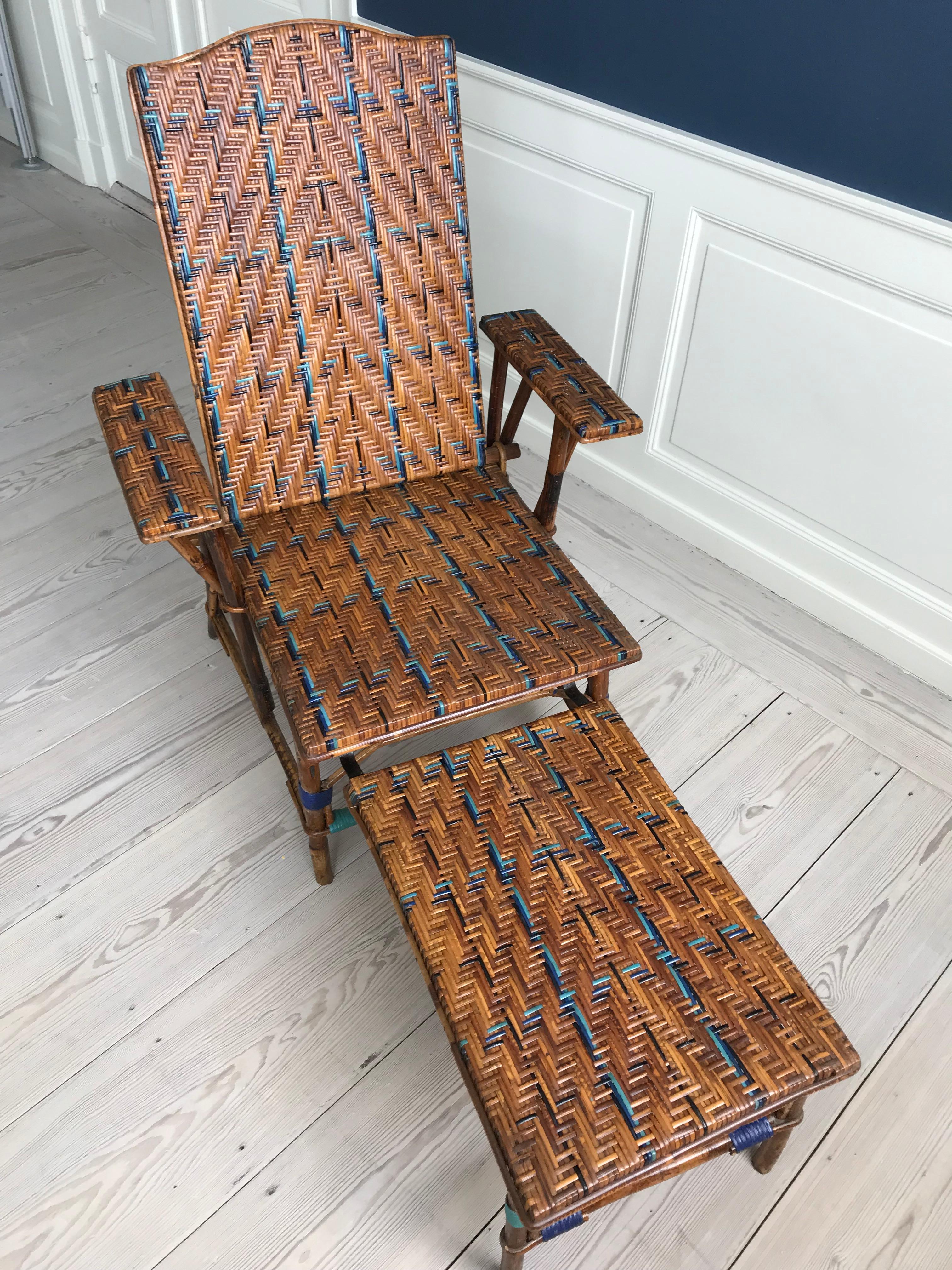 Vintage French 1930s Adjustable Rattan Armchair with Footrest and Woven Details For Sale 1