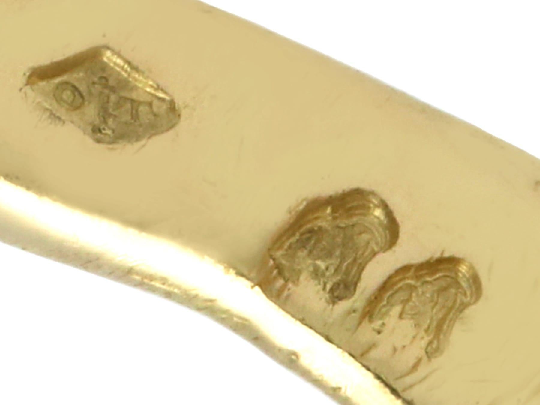 Vintage French 1950s Yellow Gold Bird Cufflinks For Sale 2