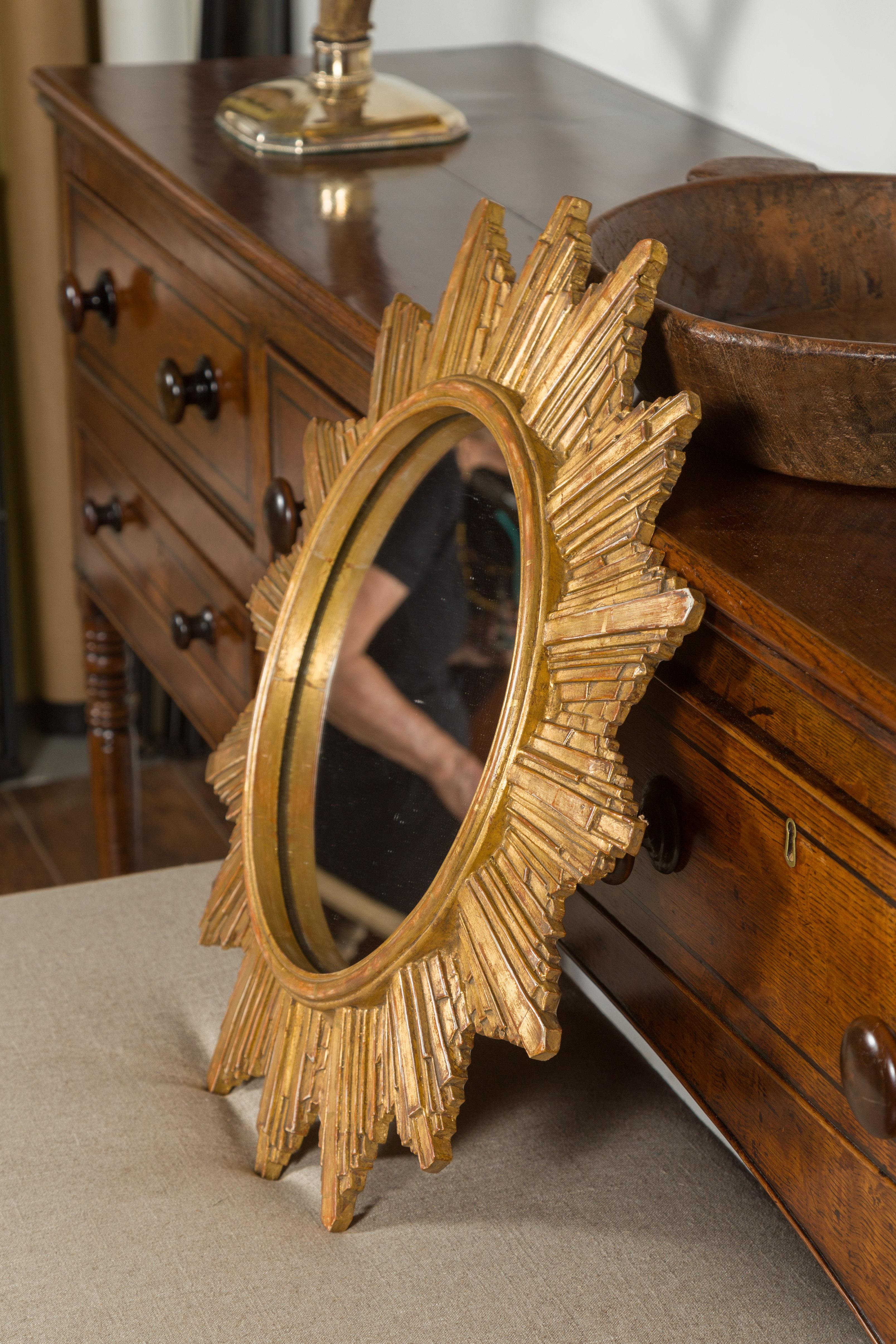Vintage French 1970s Gilt Composition Sunburst Mirror with Rays of Varying Sizes 7