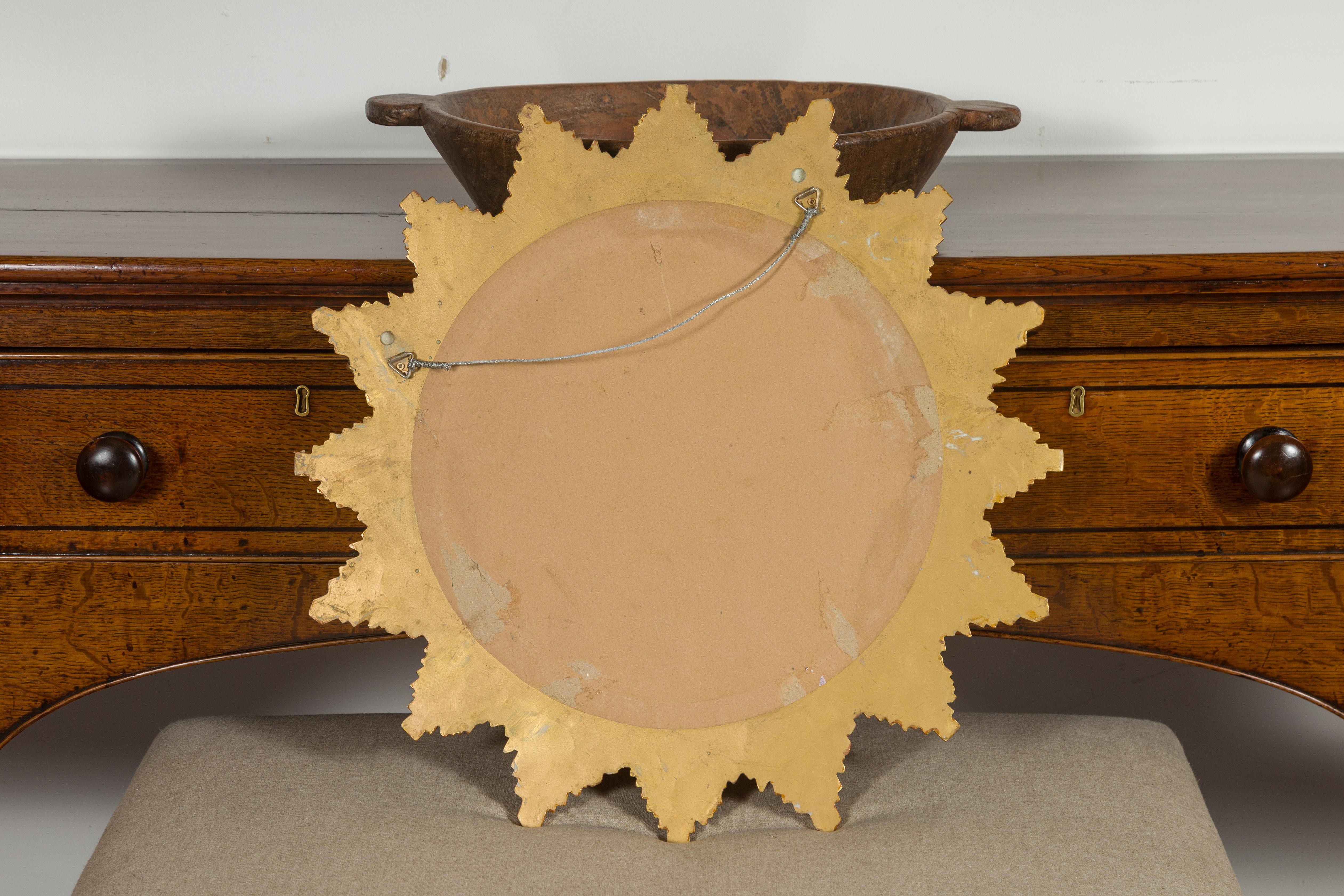 Vintage French 1970s Gilt Composition Sunburst Mirror with Rays of Varying Sizes For Sale 8