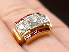 Vintage French 2.28 Carat Diamond and Ruby Yellow Gold Cocktail Ring, circa 1940