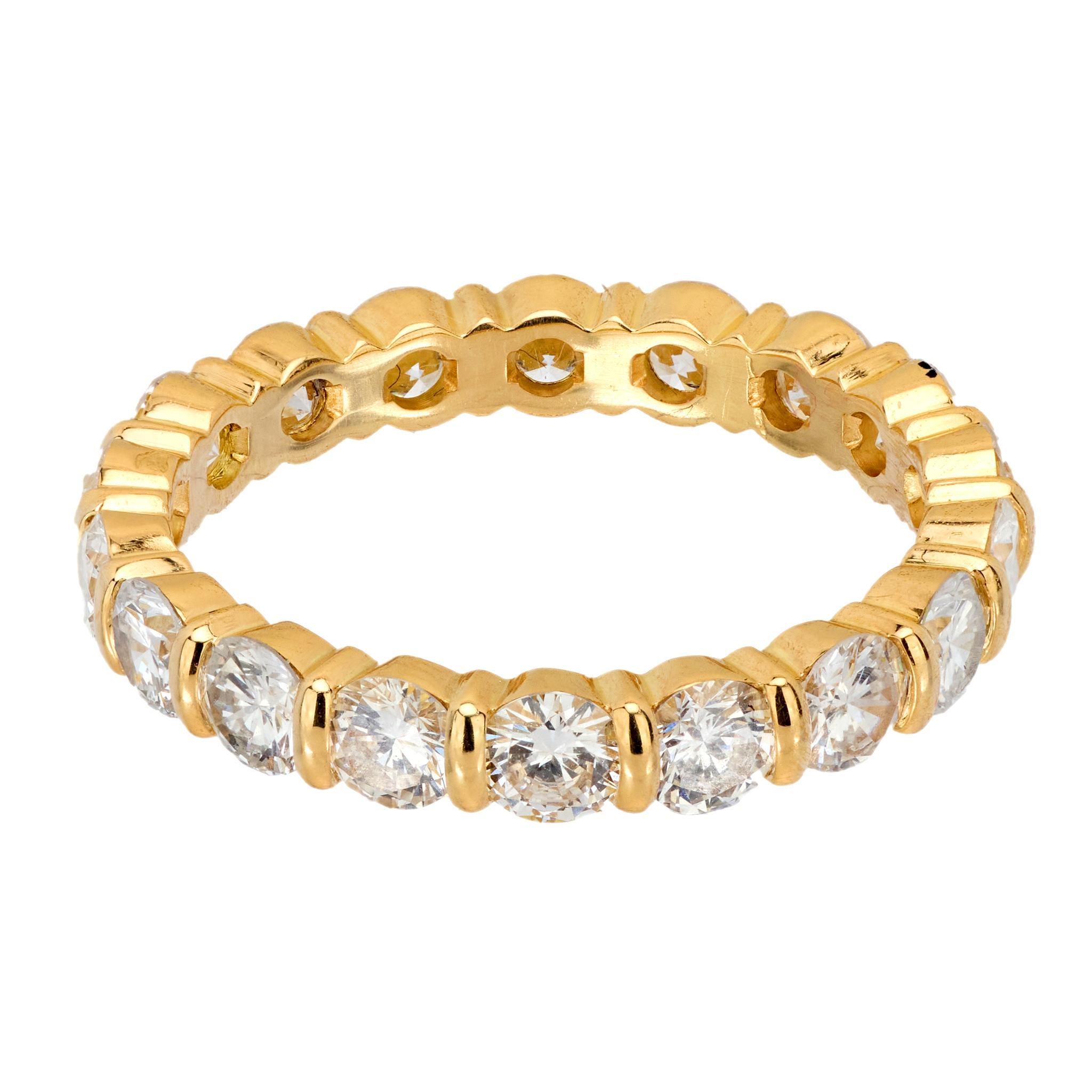 Moderne Alliance française vintage en or jaune 18 carats avec diamants d'un poids total de 2,40 carats en vente