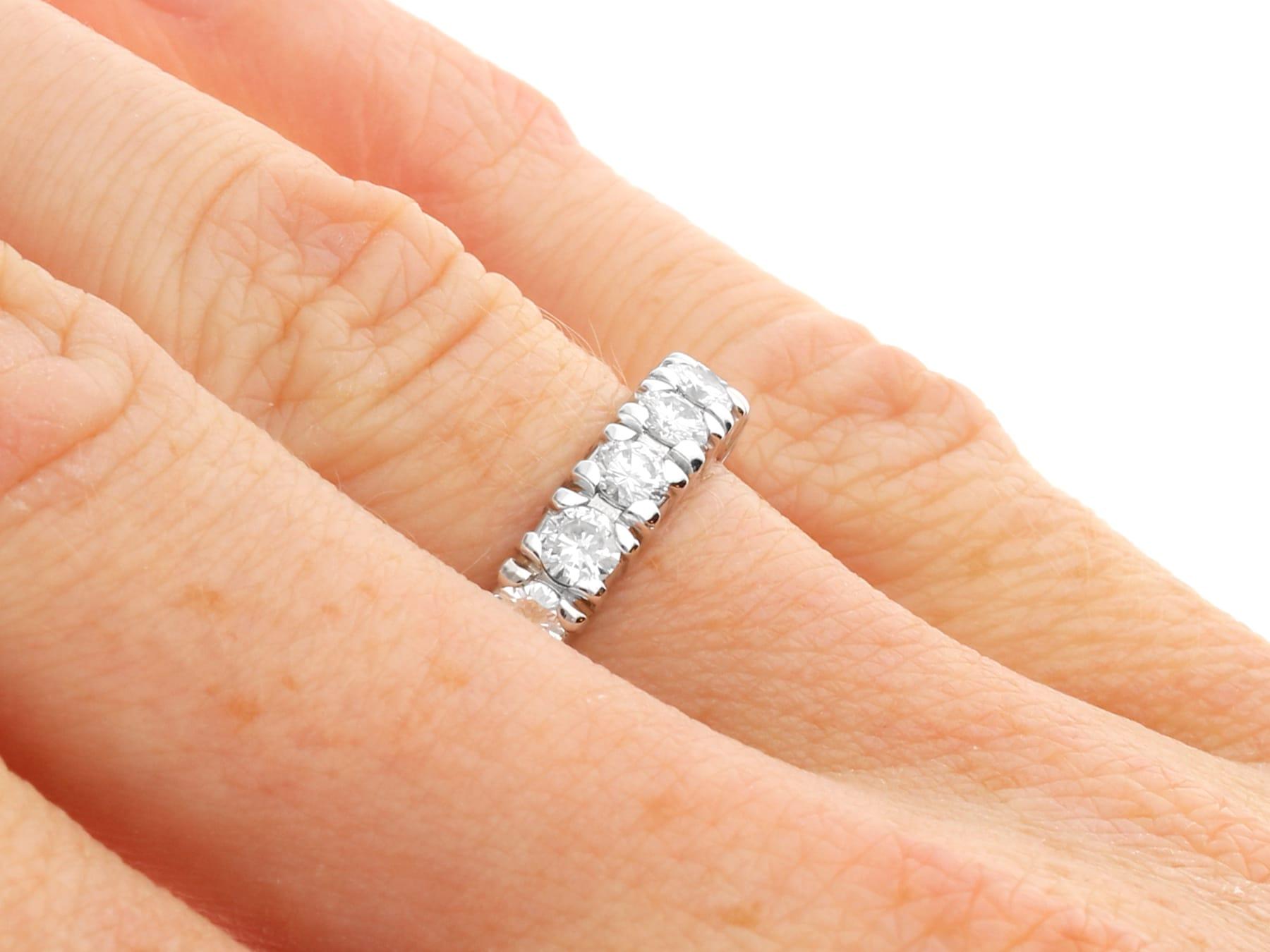 Vintage French 2.80Ct Diamond and 18k White Gold Full Eternity Ring Circa 1950 For Sale 4