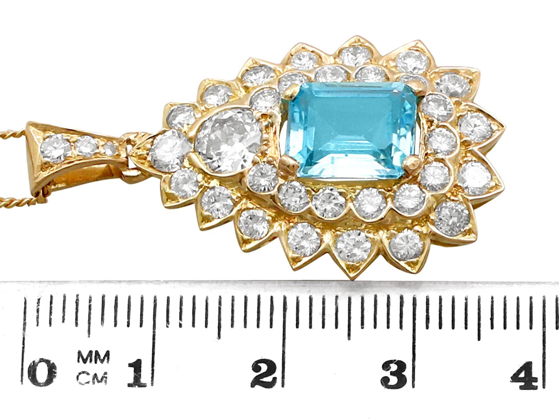 Pendentif français vintage en or jaune avec topaze de 3,95 carats et diamants de 3,08 carats en vente 1