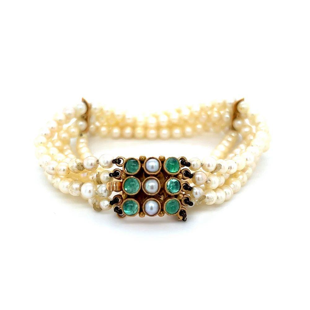 Mixed Cut Vintage French 5 Strand Pearl Bracelet with Emerald and Pearl Gold Clasp For Sale
