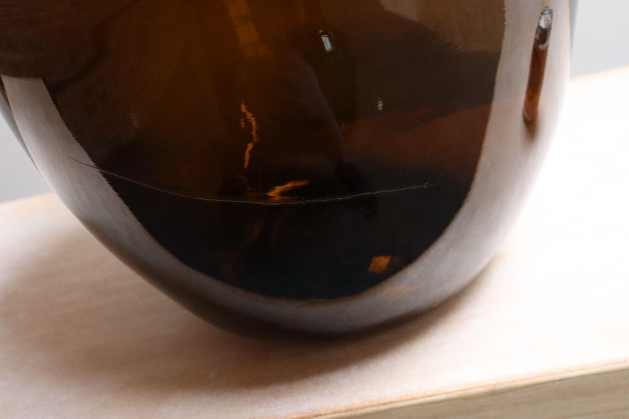 Damigiana di vetro ambrato francese d'epoca / Bonbonne Ambrée Brune in vendita 3