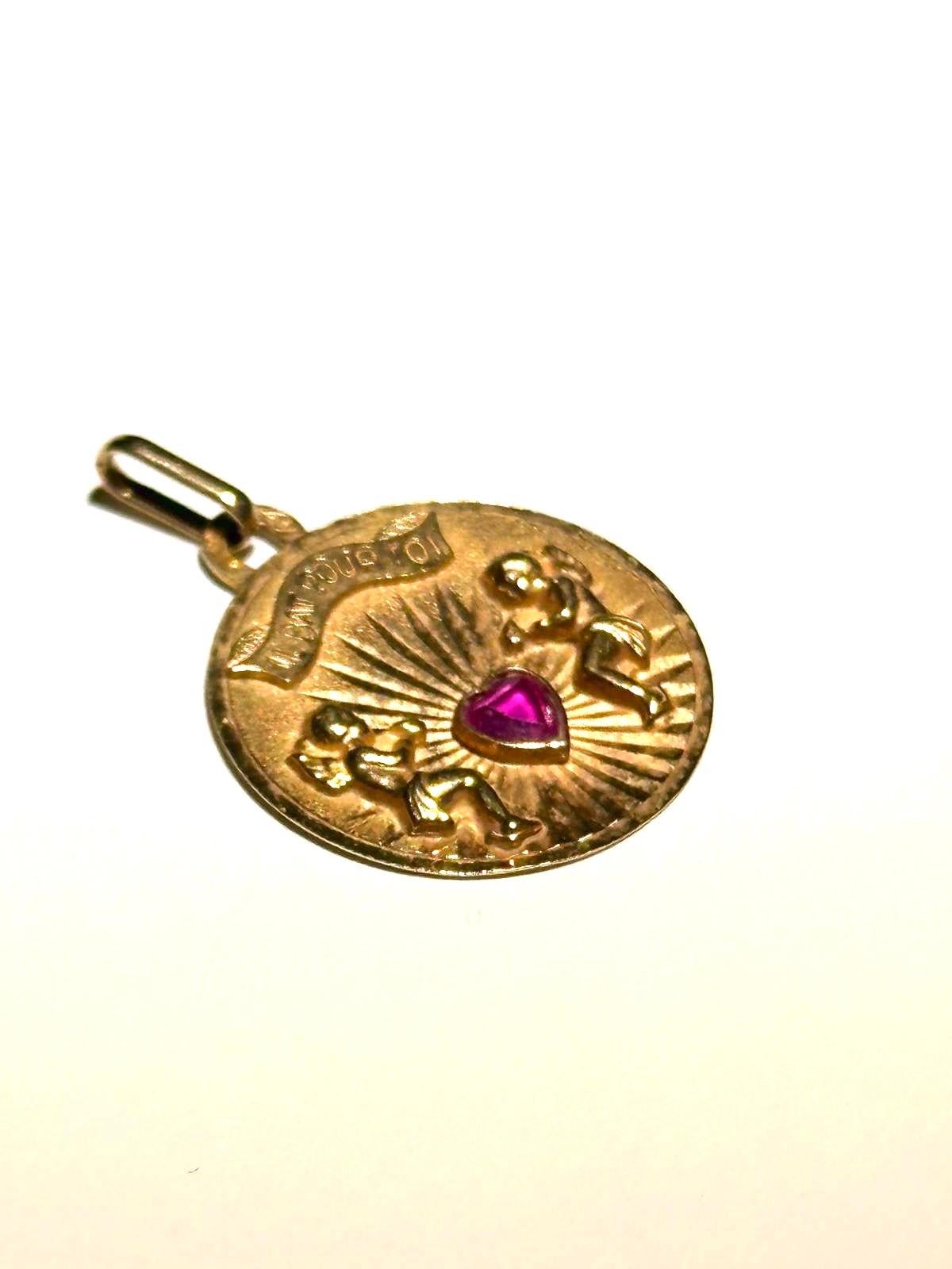 Vintage French Angel Cherub Pendant Il Bat Pour Toi Medal of Love 18K Gold 4