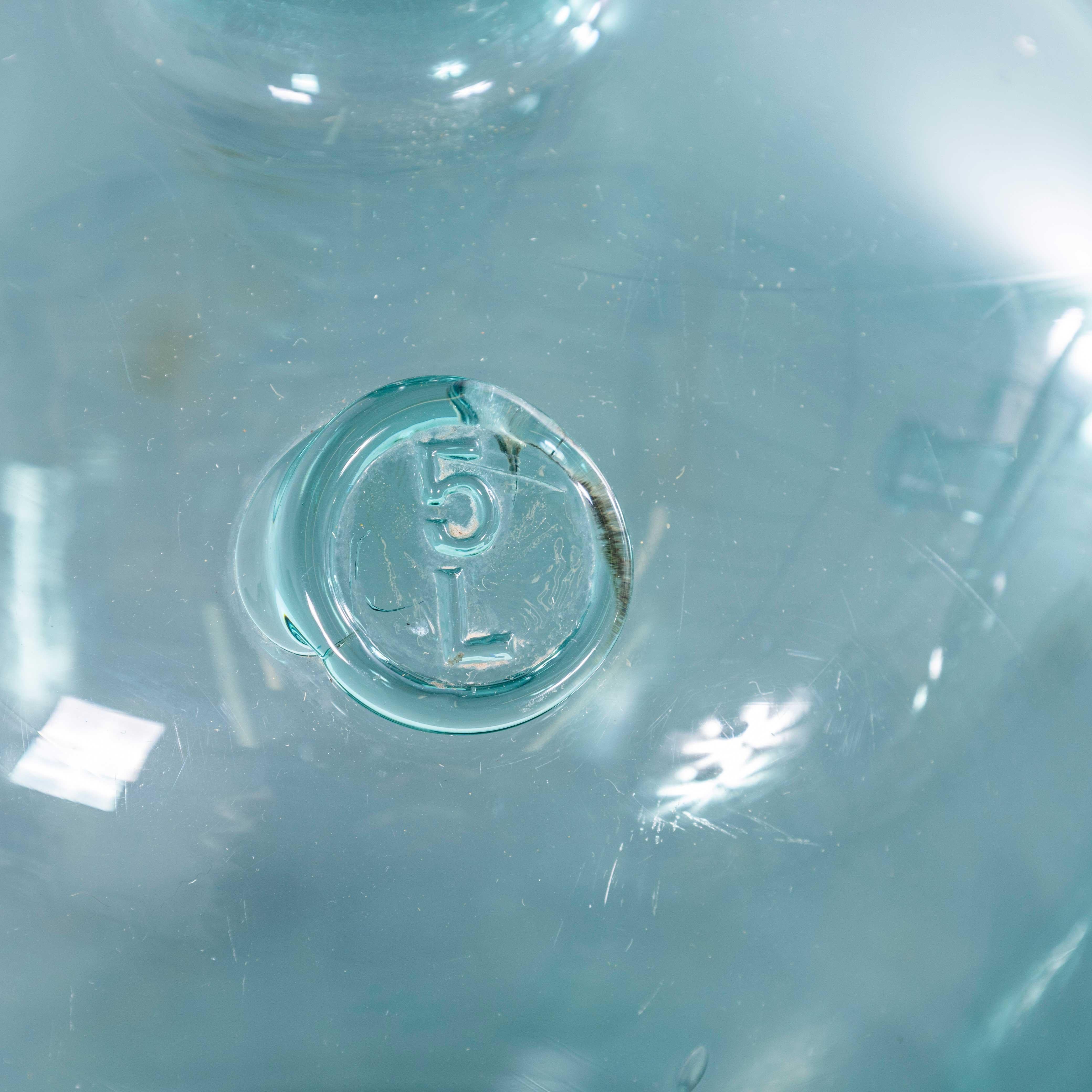 XX secolo Damigiane francesi d'epoca in vetro acquatico - Coppia in vendita