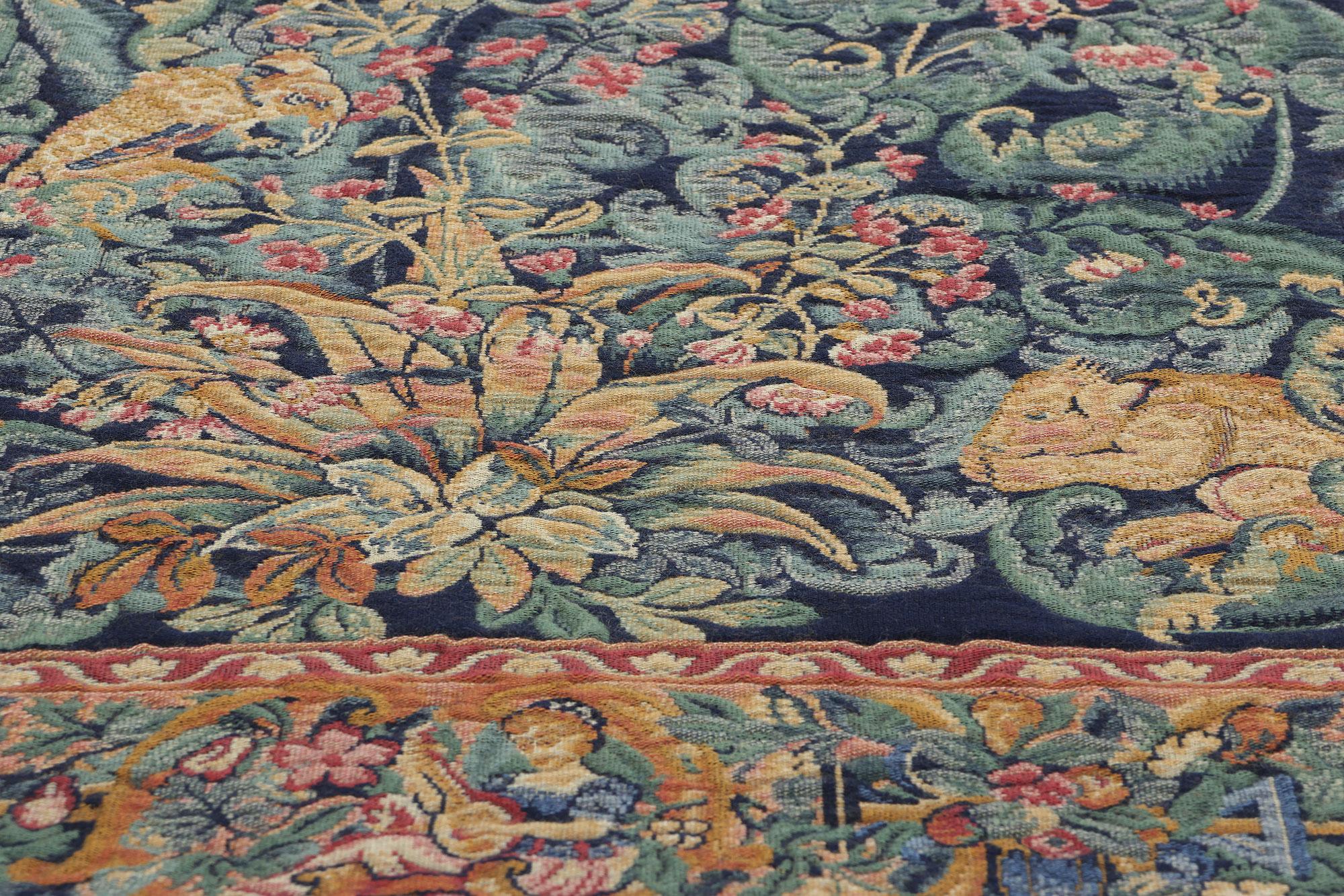Vintage French Aristolochia Leaves Tapestry, 04'03 x 05'03 In Good Condition For Sale In Dallas, TX