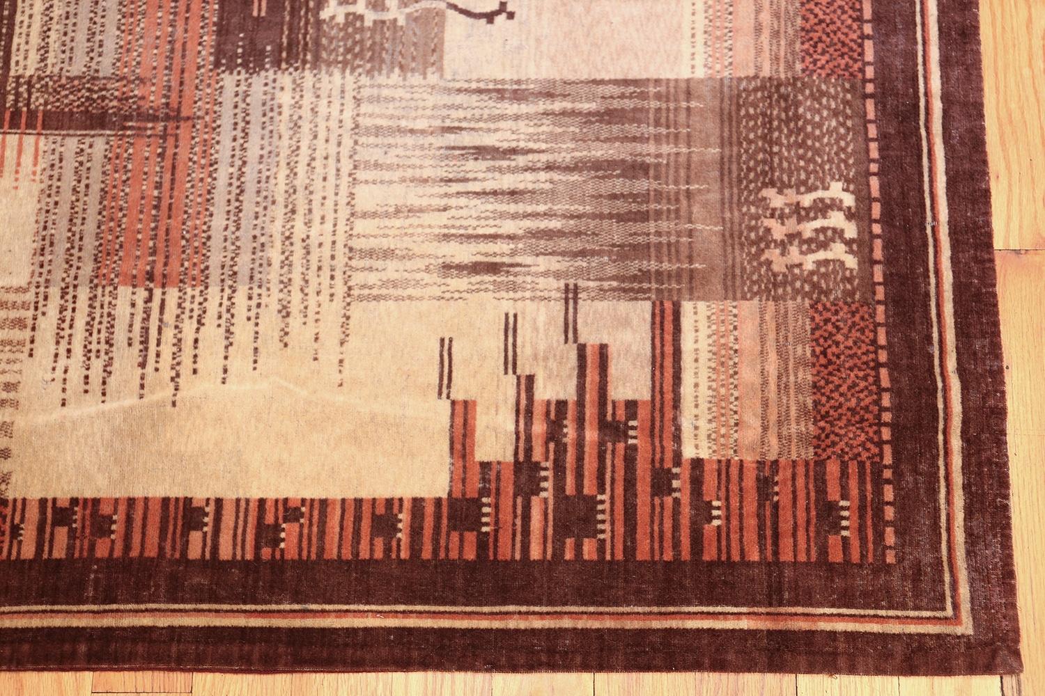 Vintage Art Deco Rug, Origin: France, Circa: Mid 20th Century. Size: 5 ft x 9 ft (1.52 m x 2.74 m)


