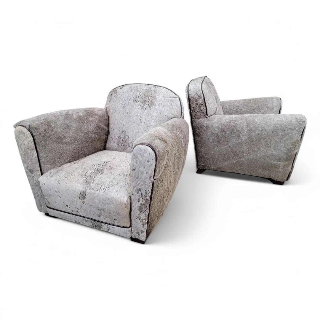 Französische Art-Déco-Clubsessel im Vintage-Stil, gepolstert mit hellgrauem Rindsleder, Paar im Angebot 5