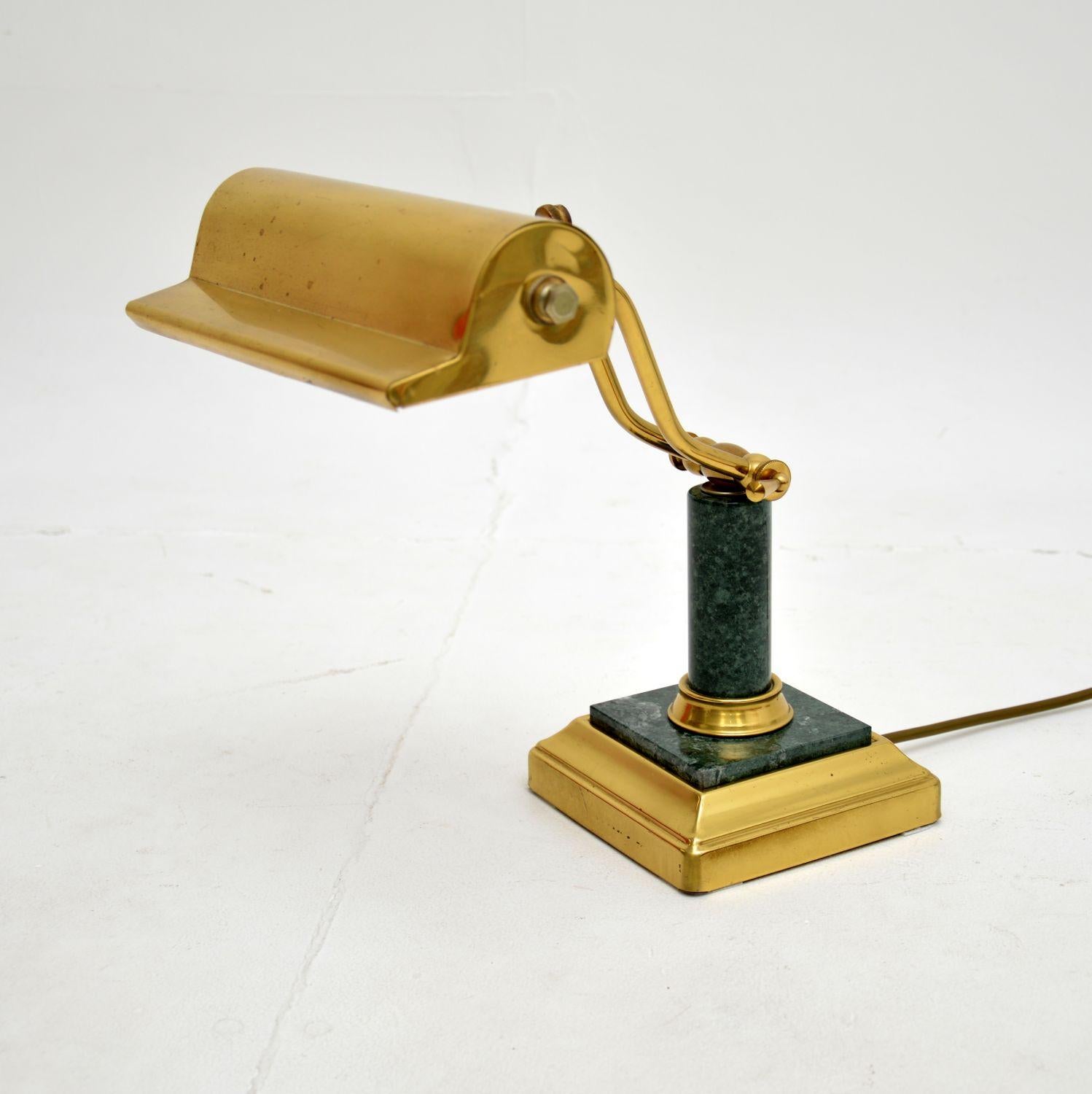 Vintage French Art Deco Desk Lamp in Brass and Marble For Sale 2