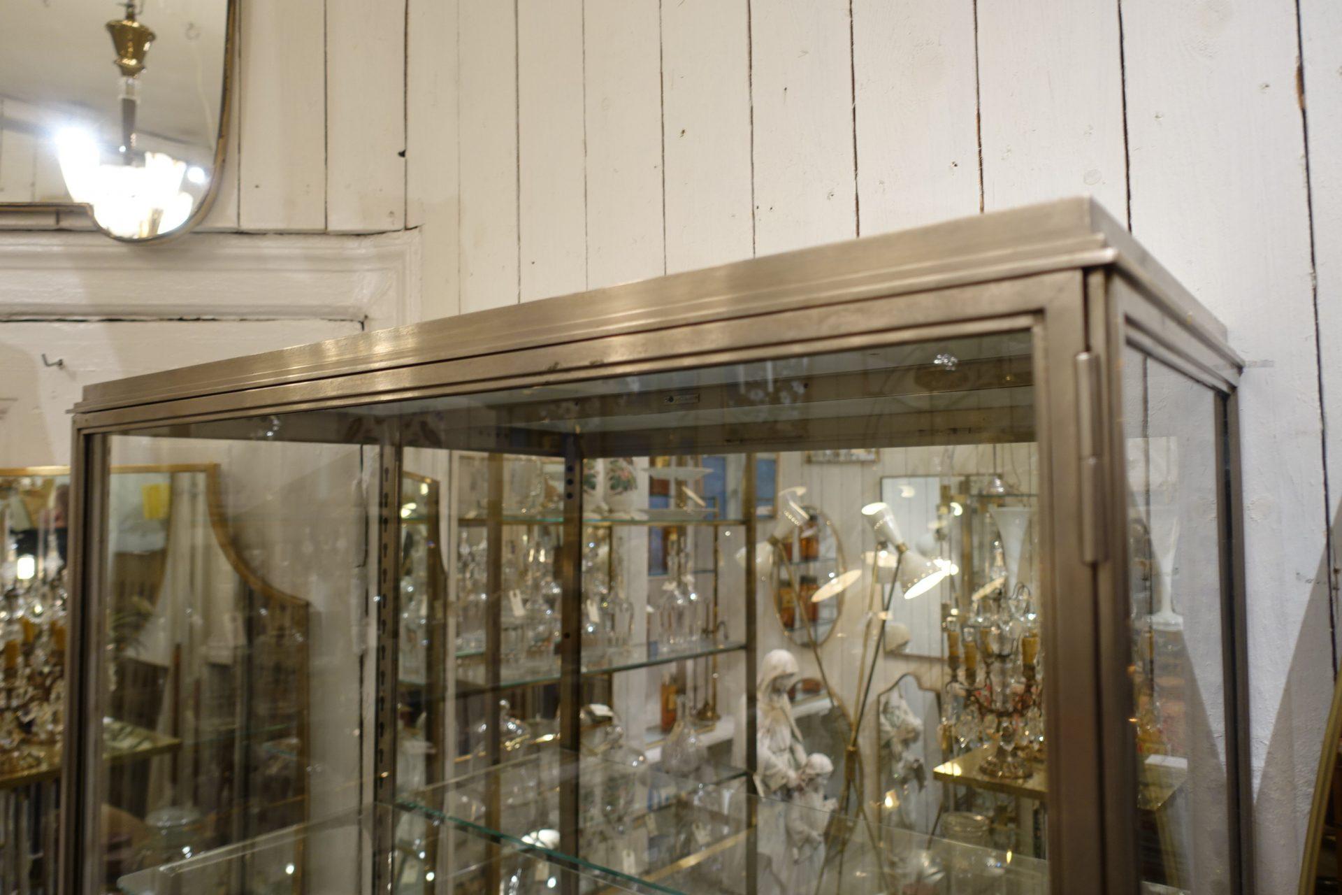 Vintage French Art Deco Display Cabinet, 1930s France Siegel 7