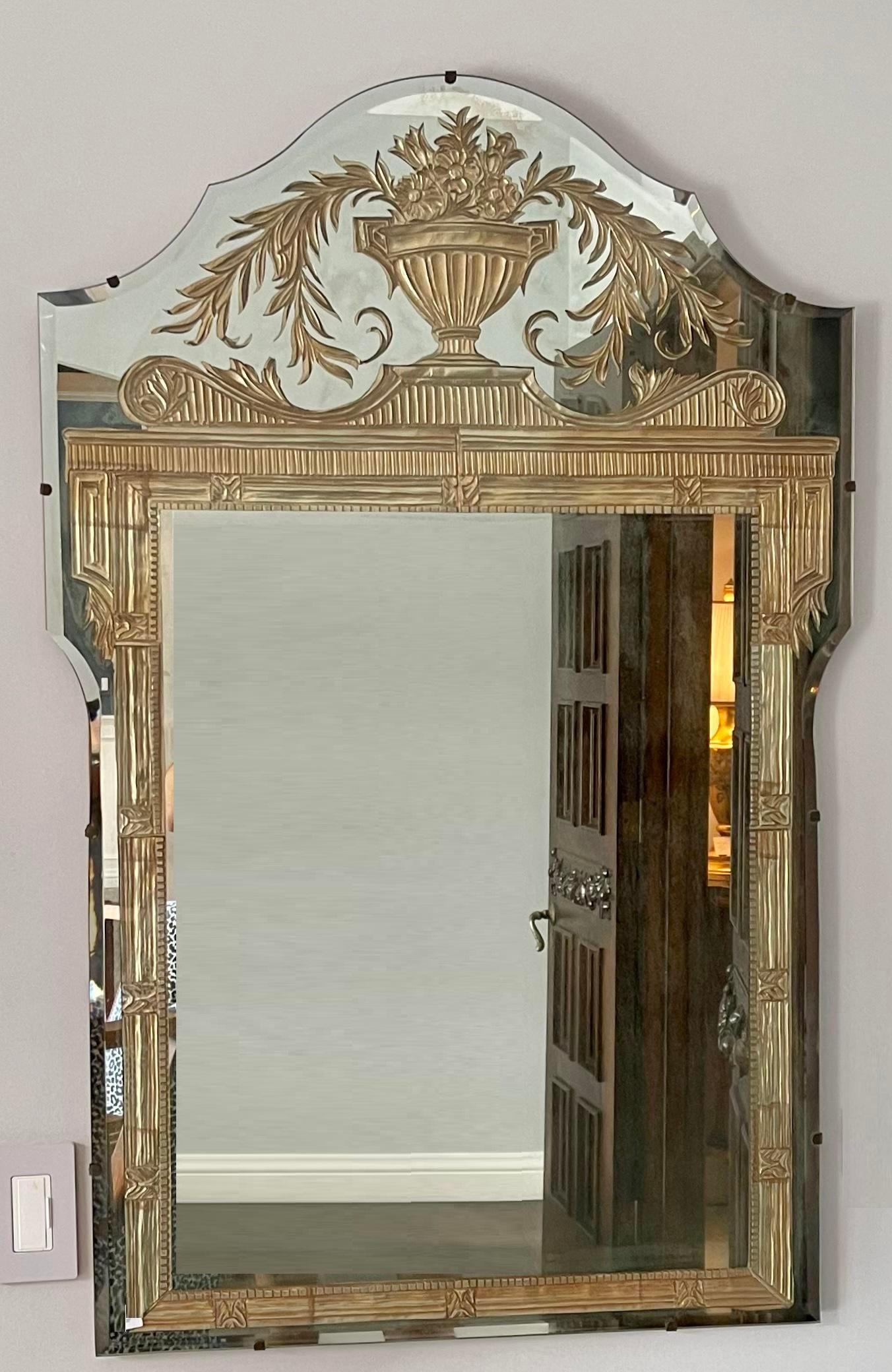 Vintage French Art Deco Eglomise Regency Mirrors, a Pair In Good Condition In LOS ANGELES, CA
