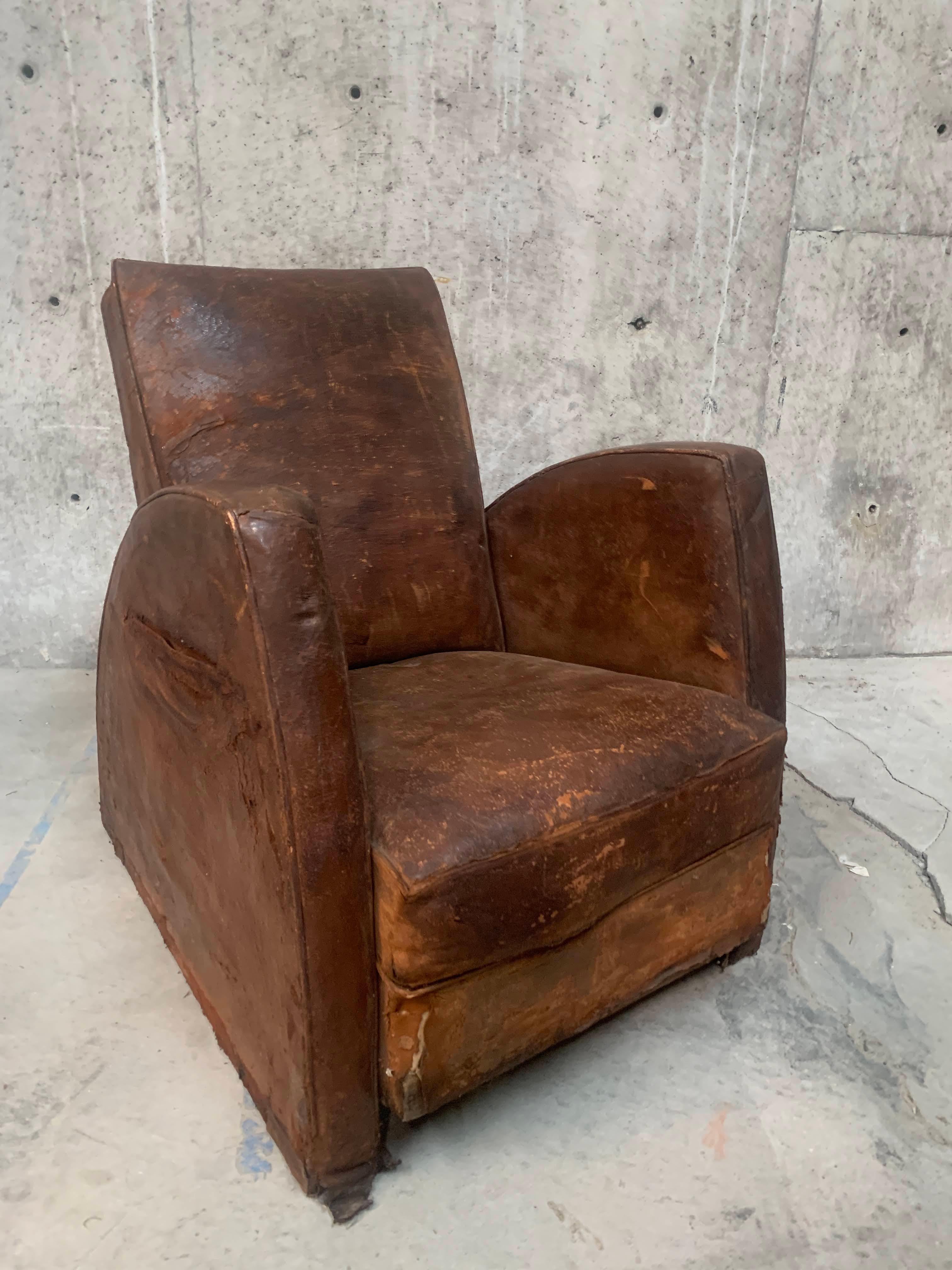 Vintage French Art Deco Leather Club Armchair For Sale 1