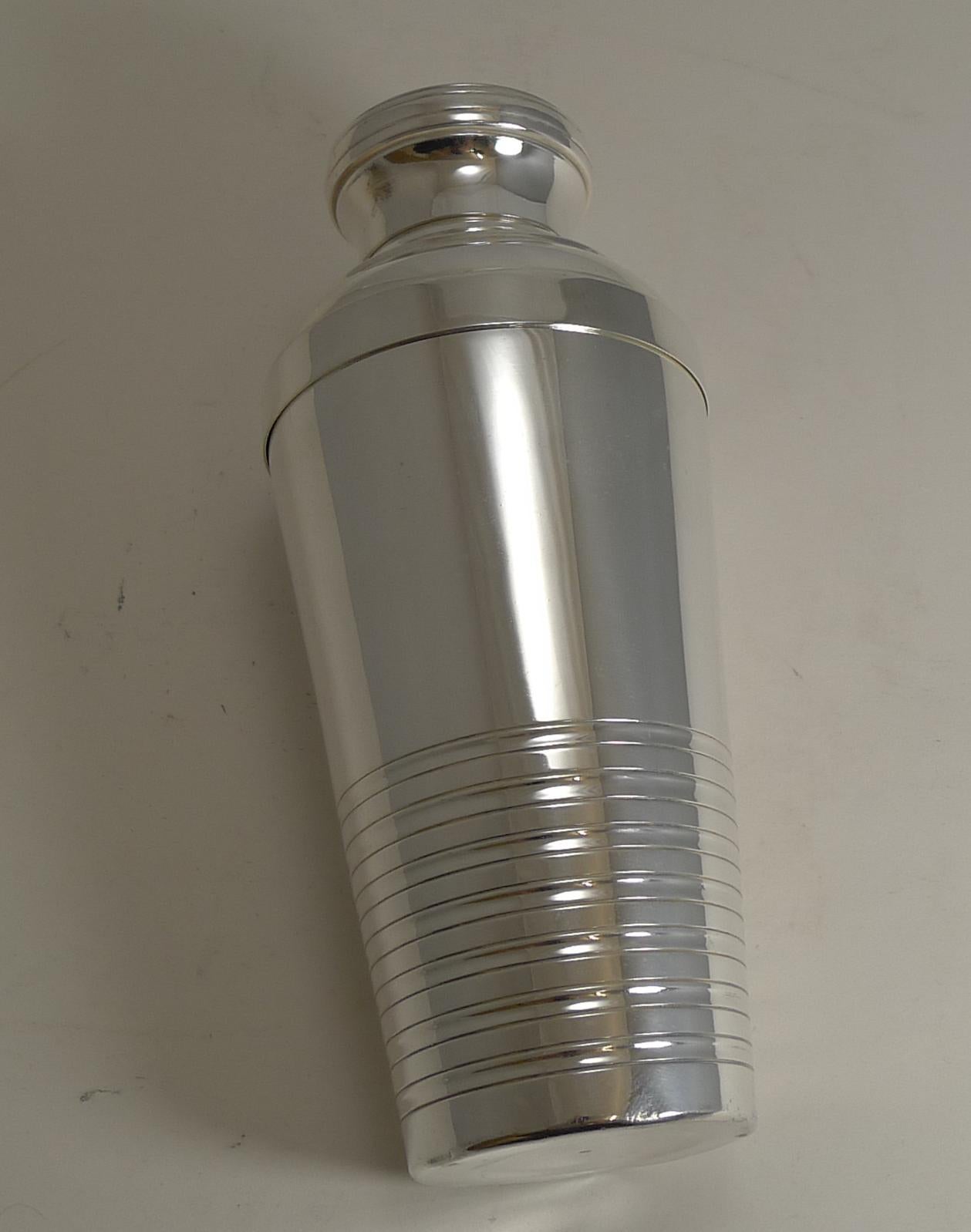 Vintage French Art Deco Silver Plated Cocktail Shaker, circa 1930 1