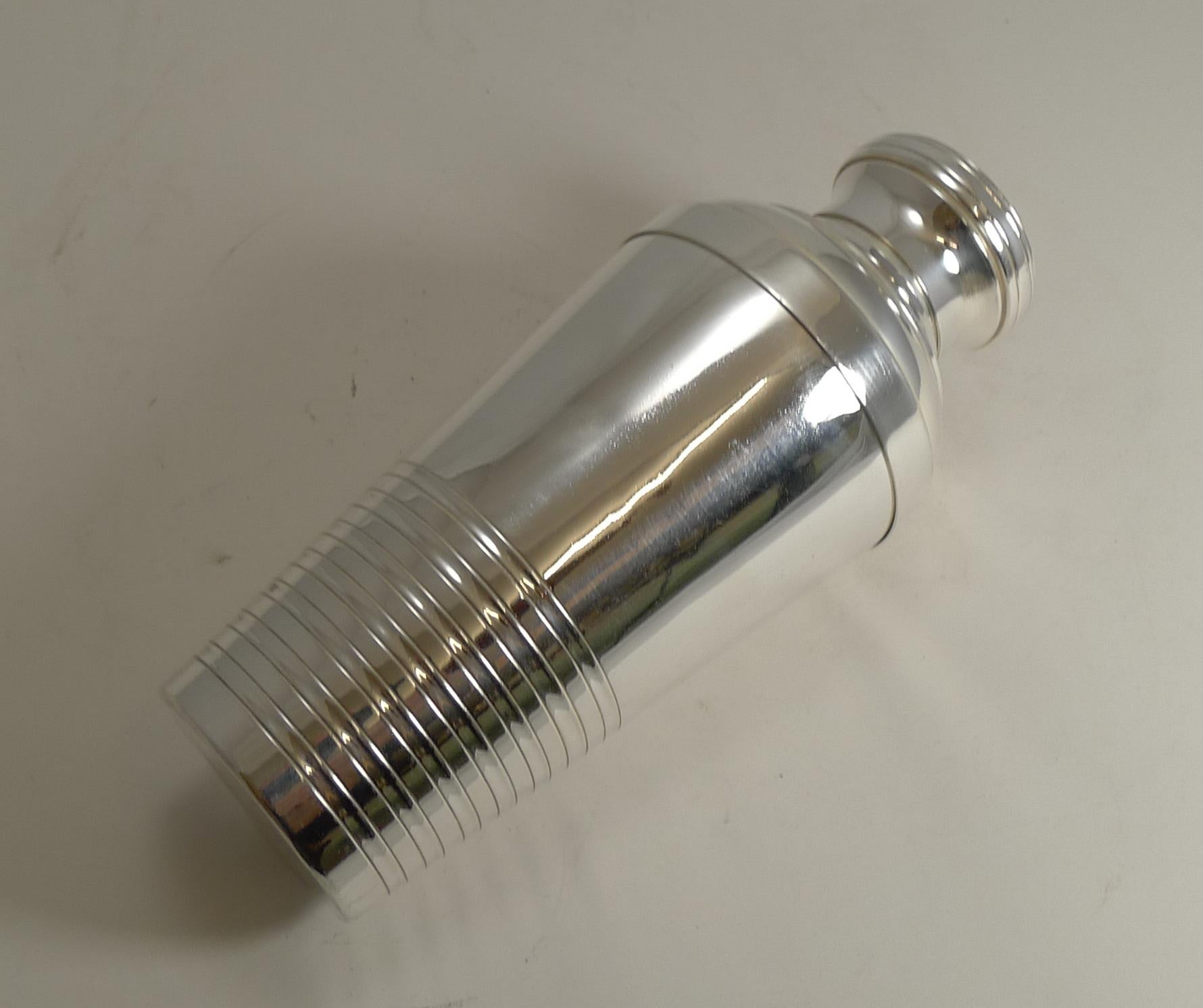 Vintage French Art Deco Silver Plated Cocktail Shaker, circa 1930 2