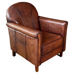 Sedia da club in pelle in stile Art Deco francese vintage con patina Cognac