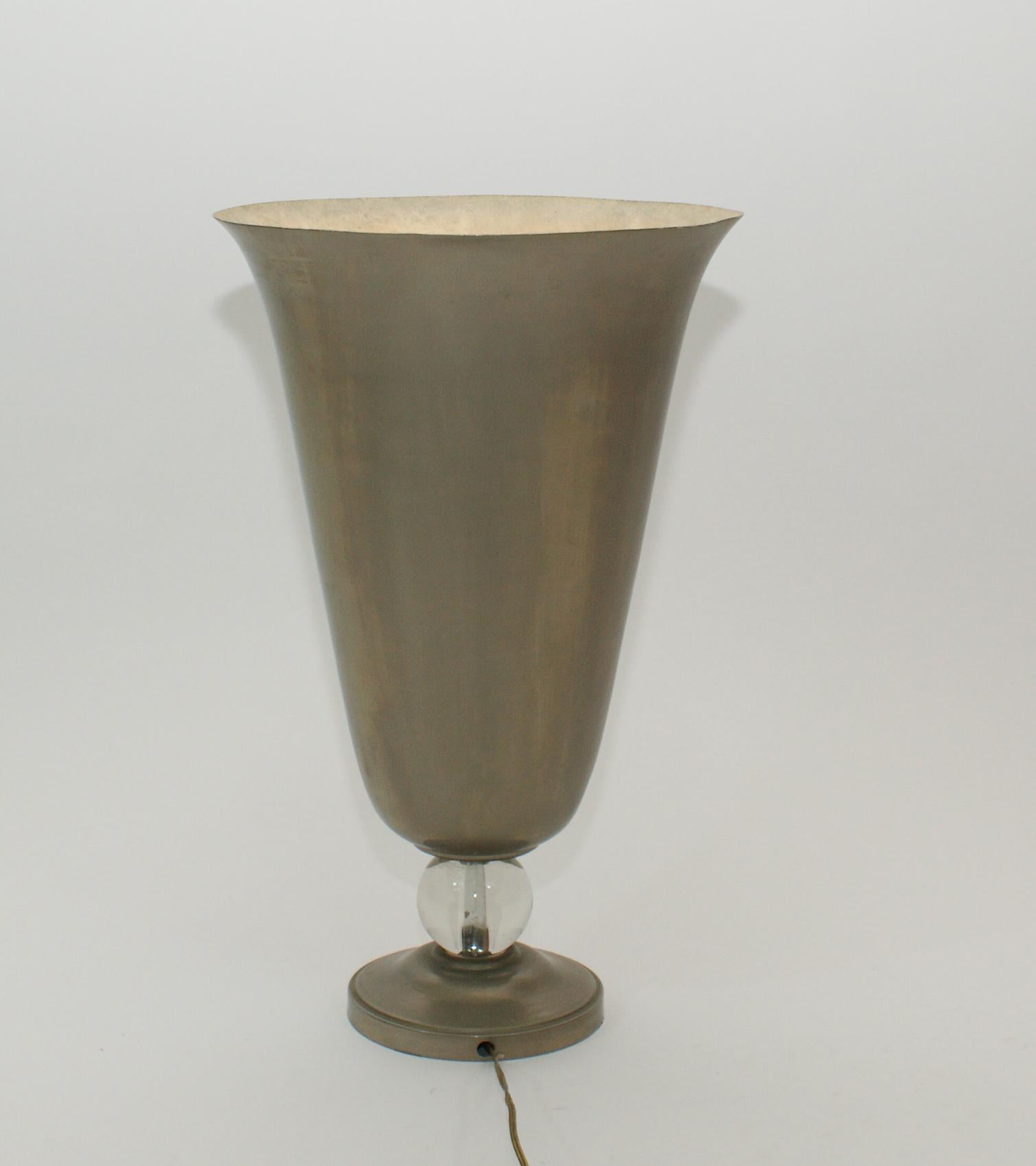 Argenté Lampe de table Art Déco Vintage:: France:: circa 1930 en vente