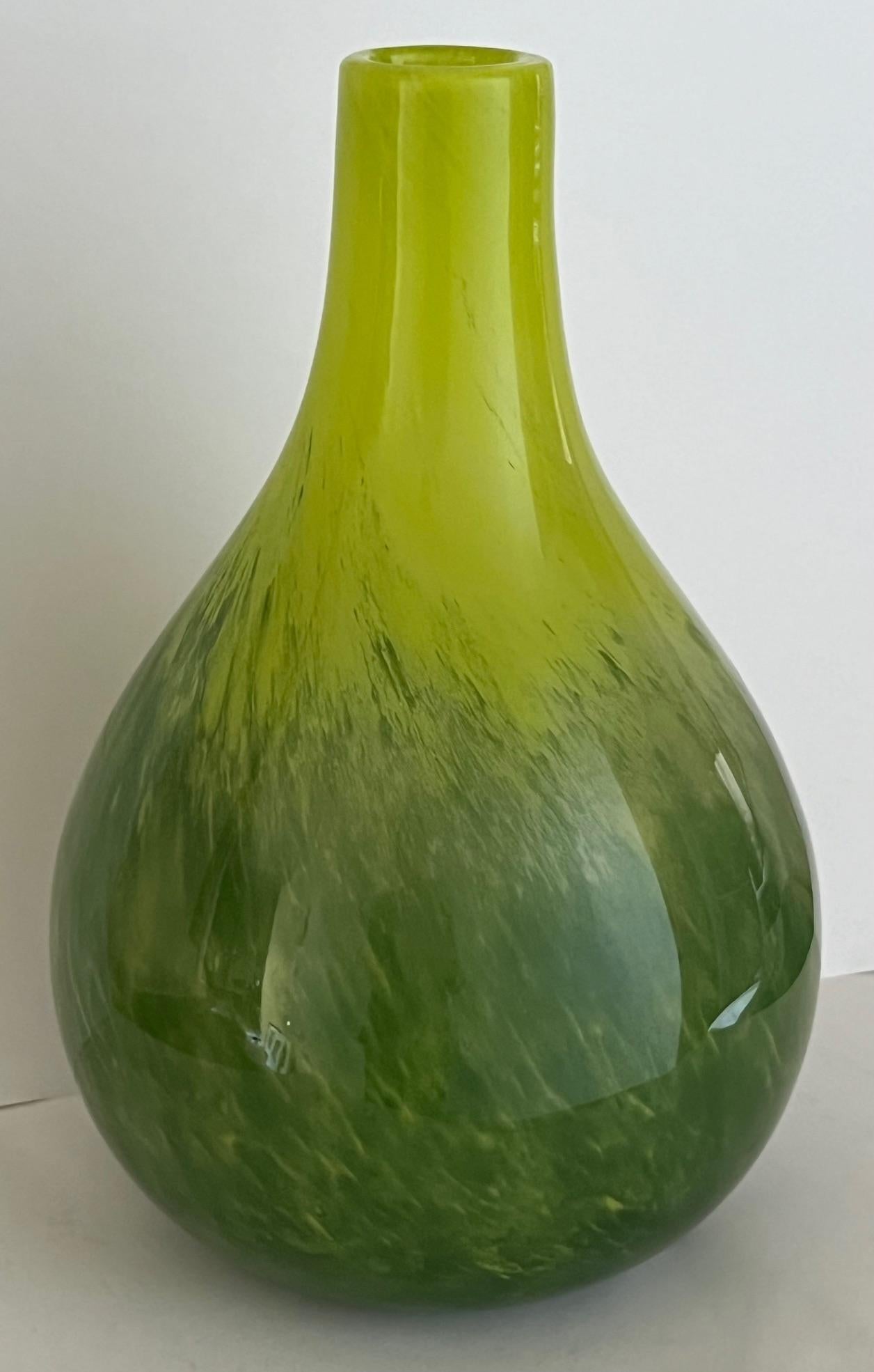Vintage Französisch Kunstglas Vase im Angebot 3