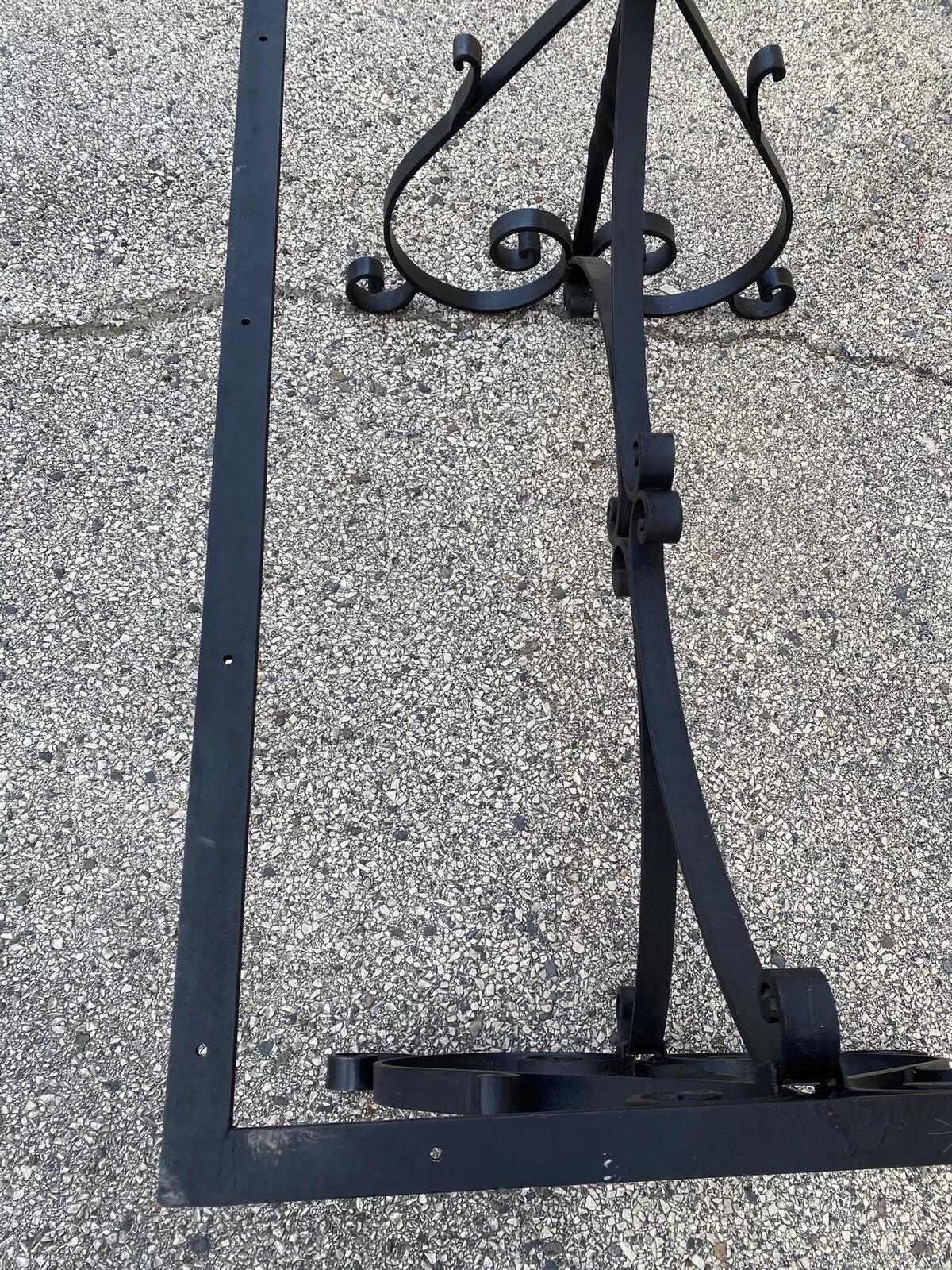 Fer forgé Vintage French Art of Vintage Style Black Wrought Iron Scrolling Dining Table Base en vente