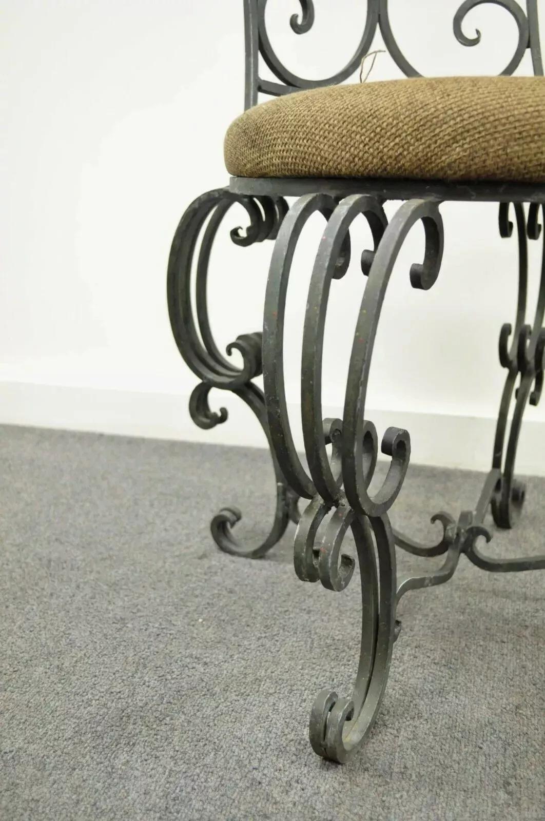Vintage French Art Nouveau Style Hand Forged Scrolling Wrought Iron Side Chair In Good Condition For Sale In Philadelphia, PA