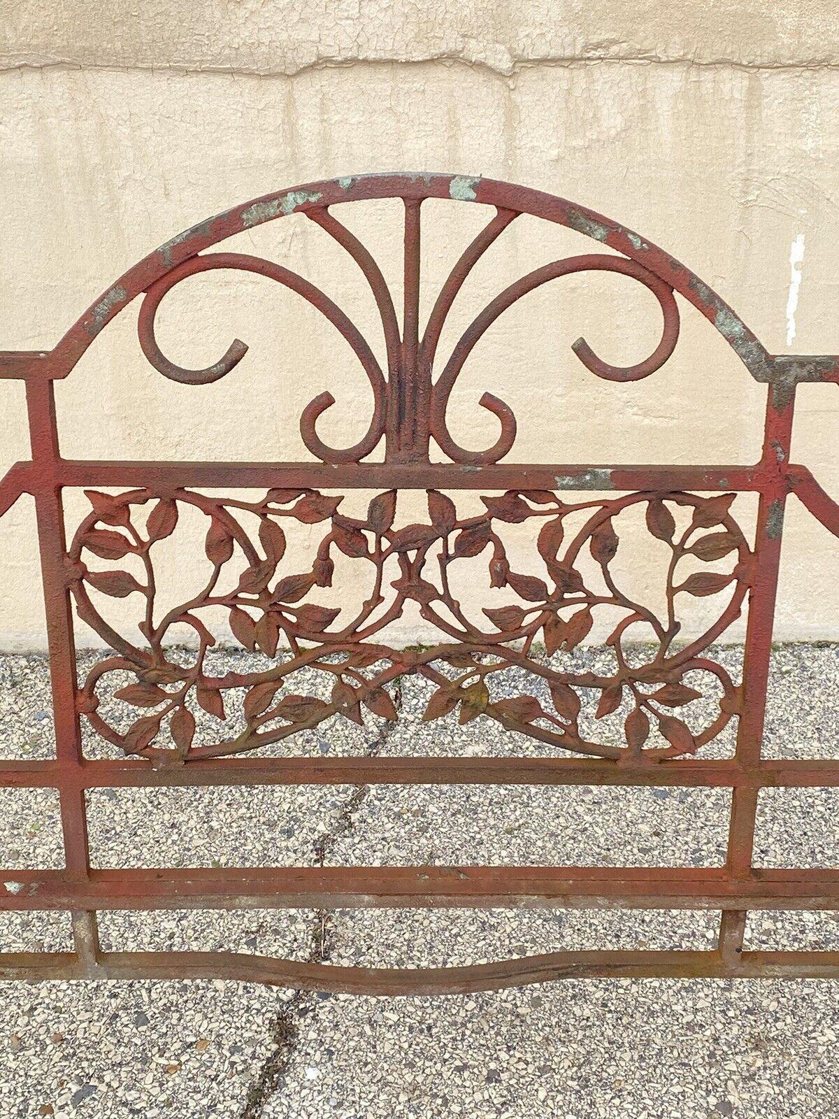 Vintage French Art Nouveau Style Leafy Vine Cast Aluminum Garden Patio Bench For Sale 5