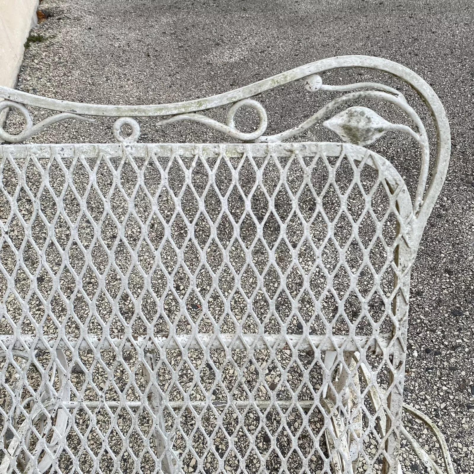 20th Century Vintage French Art Nouveau Wrought Iron Adjustable Garden Patio Chaise Lounge For Sale
