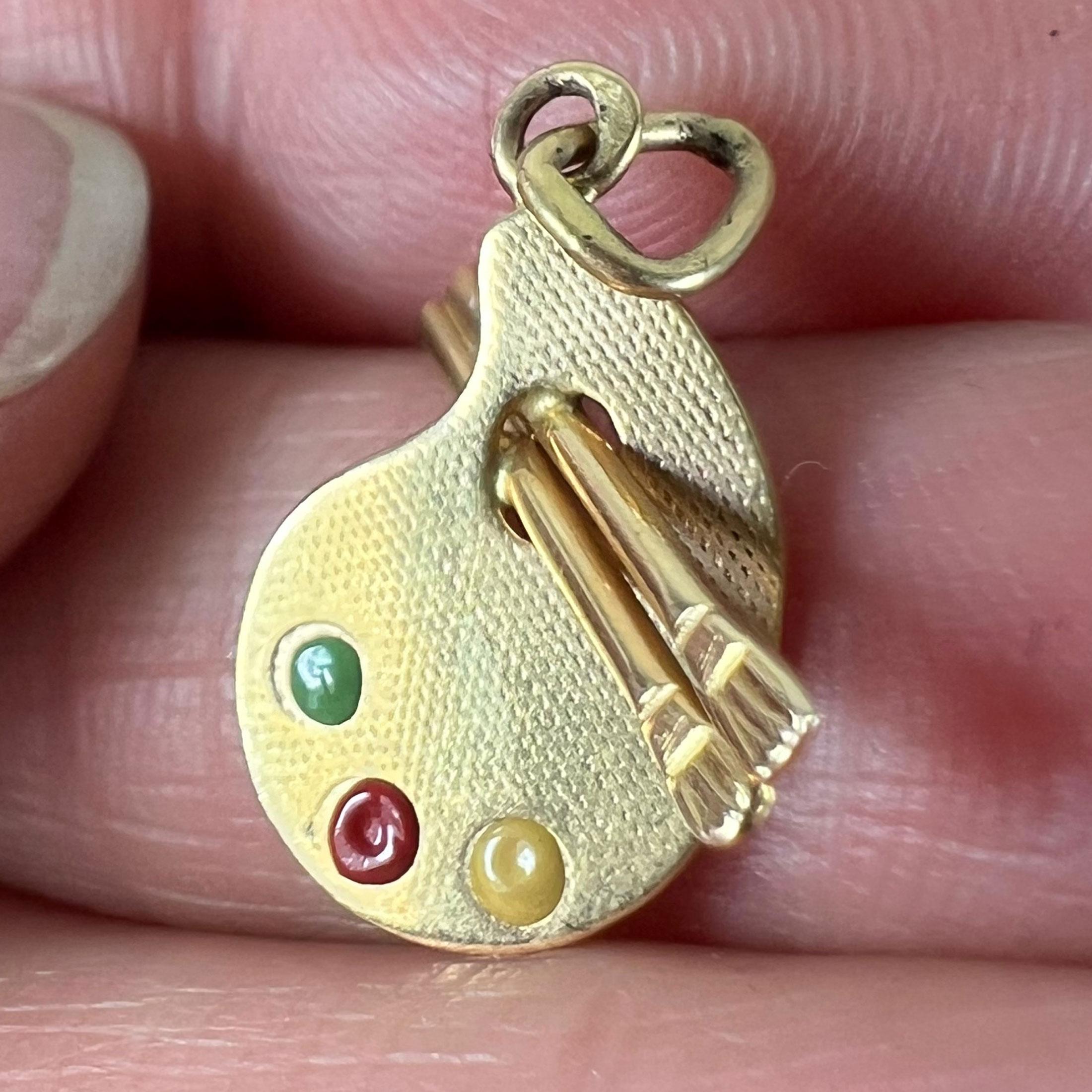 Vintage French Artist's Palette 18K Yellow Gold Enamel Charm Pendant For Sale 2