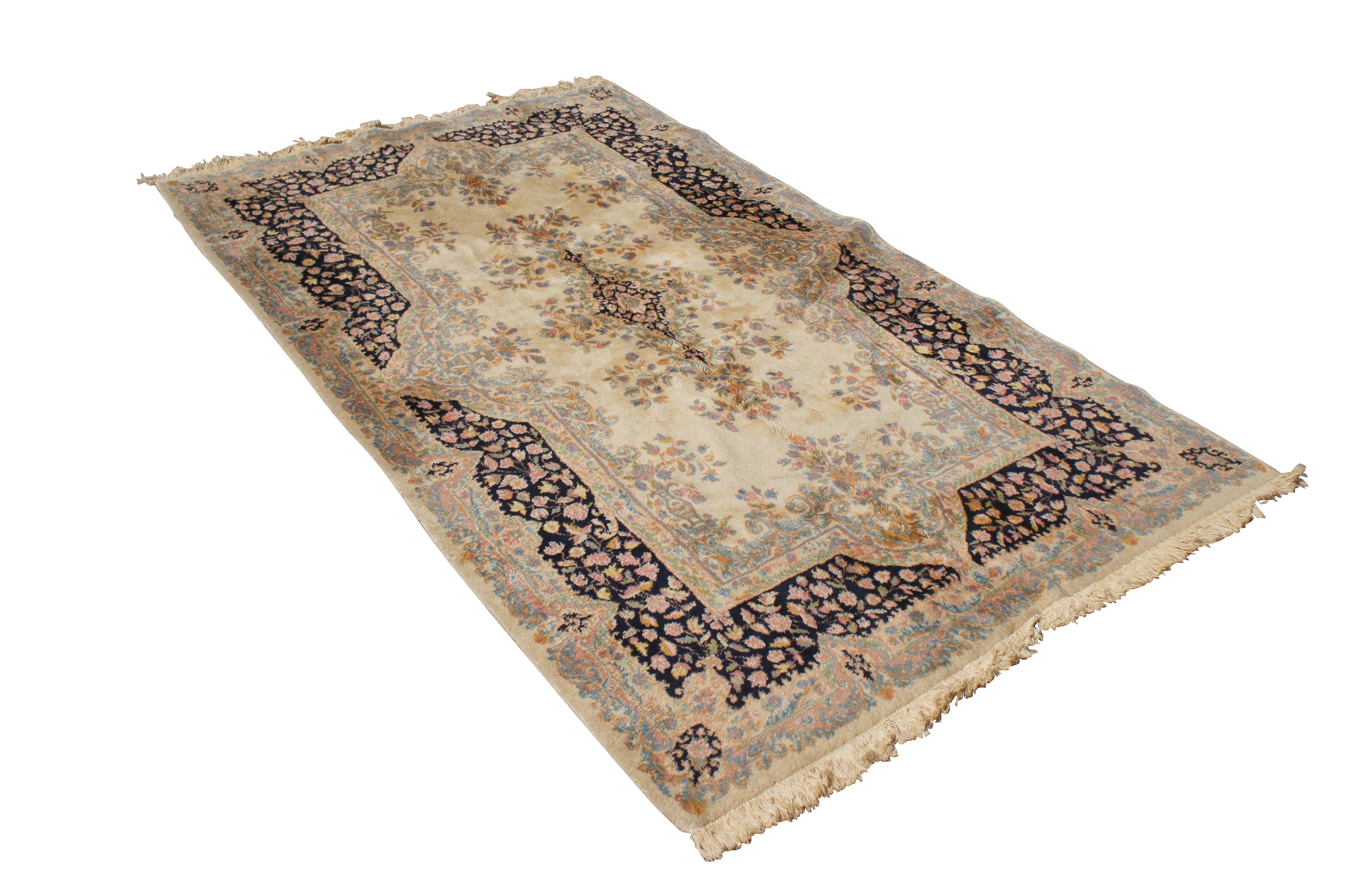 Vintage French Aubusson Hand Knotted Beige & Blue Wool Area Rug 5' x 8.5' In Good Condition For Sale In Dayton, OH
