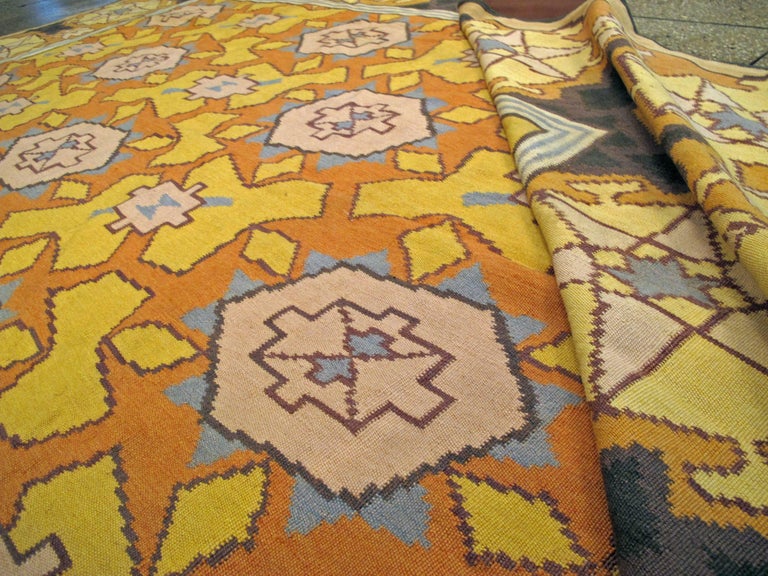 Vintage French Aubusson Rug For Sale at 1stdibs