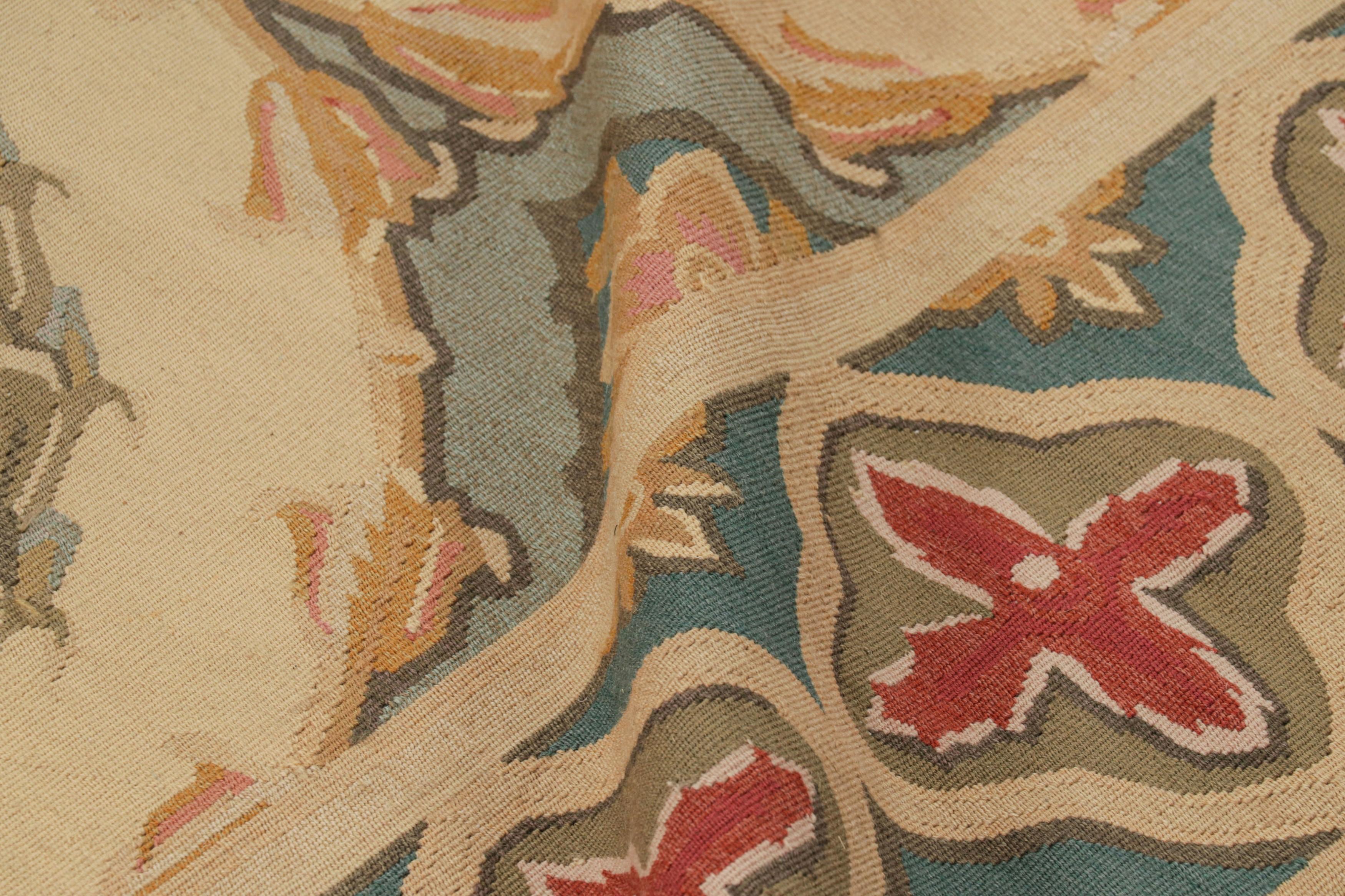 Französischer Aubusson-Teppich in Beige mit geometrischen Medaillons - Rug & Kilim im Angebot 1