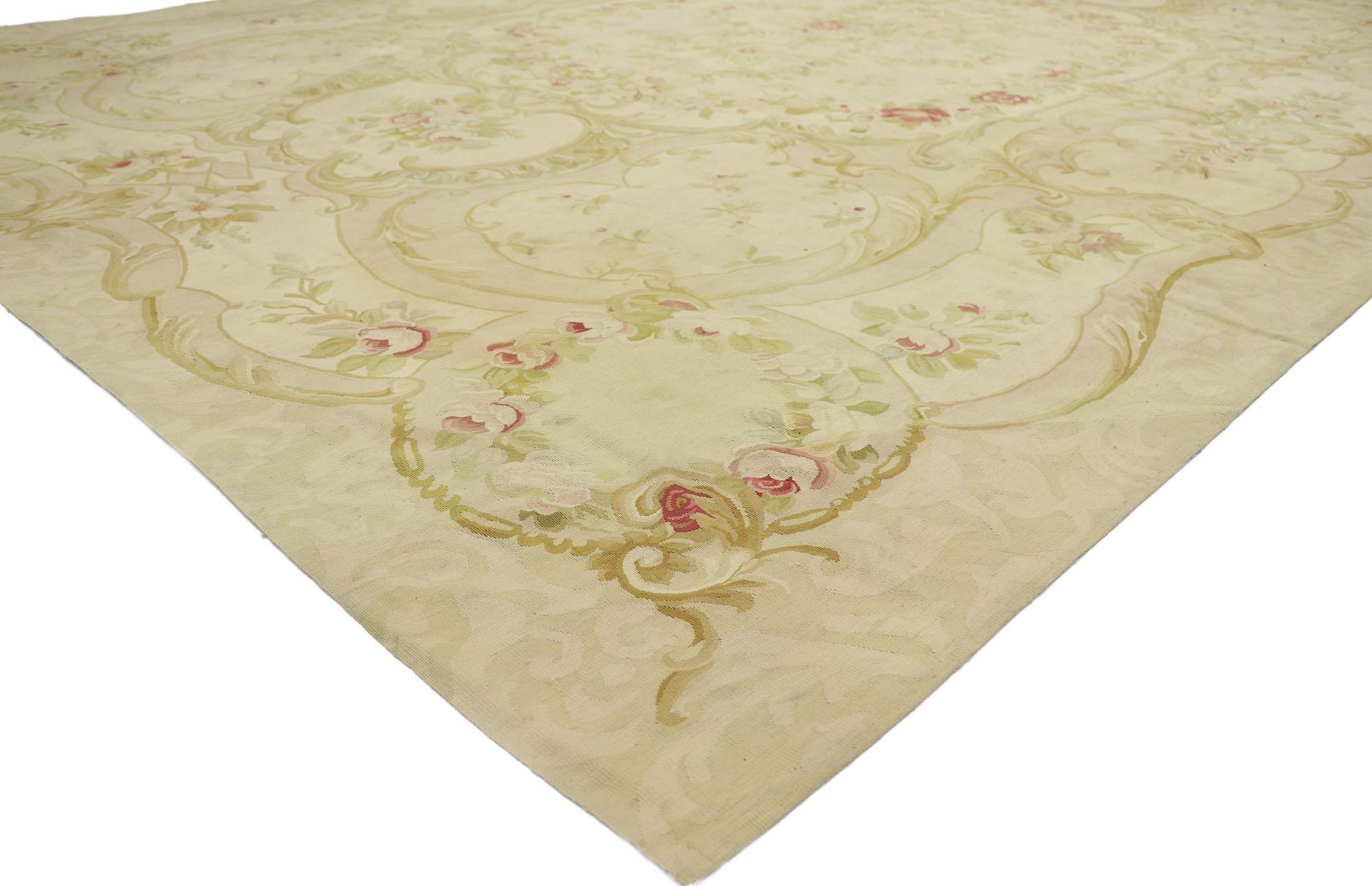 78082 Vintage French Aubusson Rug with Romantic Rococo Style 09'10 x 14'04. Flourishing in technique and trend from the middle of the 17th century for nearly two hundred years, until the early 20th century, this hand-woven wool vintage French