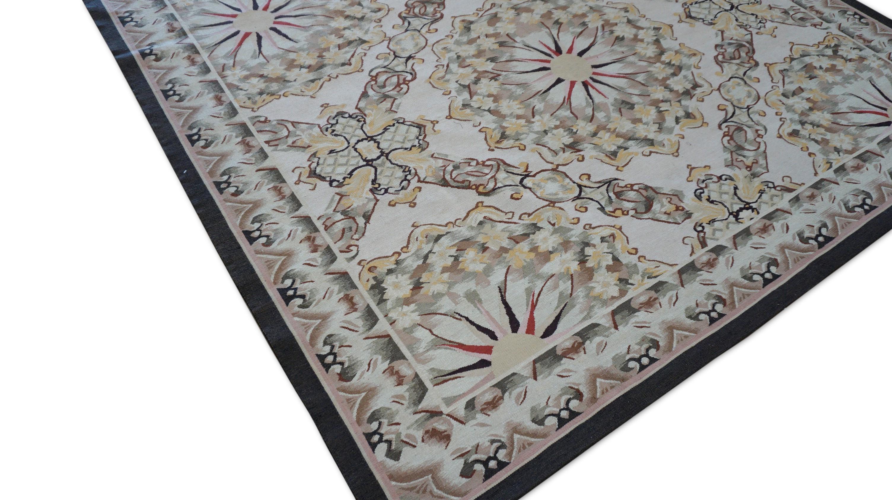 Cinese Vintage francese in stile Aubusson a trama piatta Tan Brown Gold Wool 6'3''x8'10'' in vendita