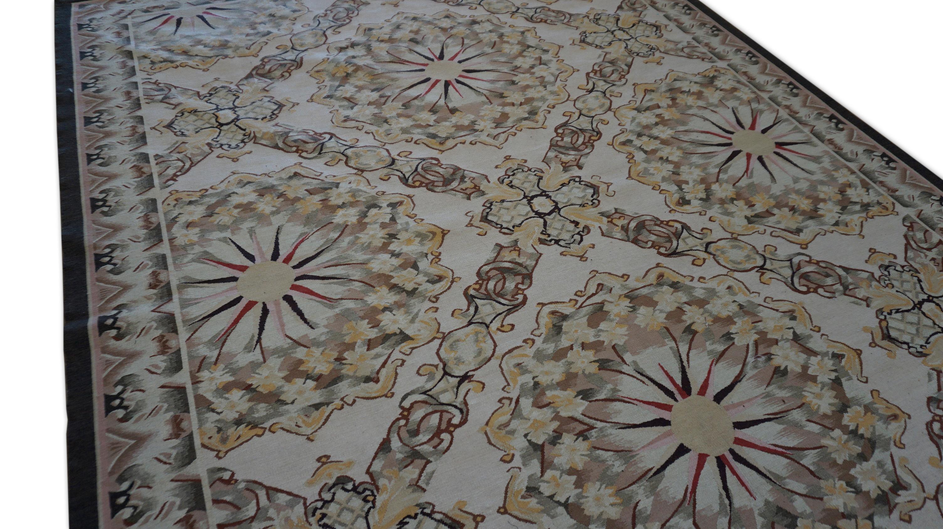 Lana Vintage francese in stile Aubusson a trama piatta Tan Brown Gold Wool 6'3''x8'10'' in vendita