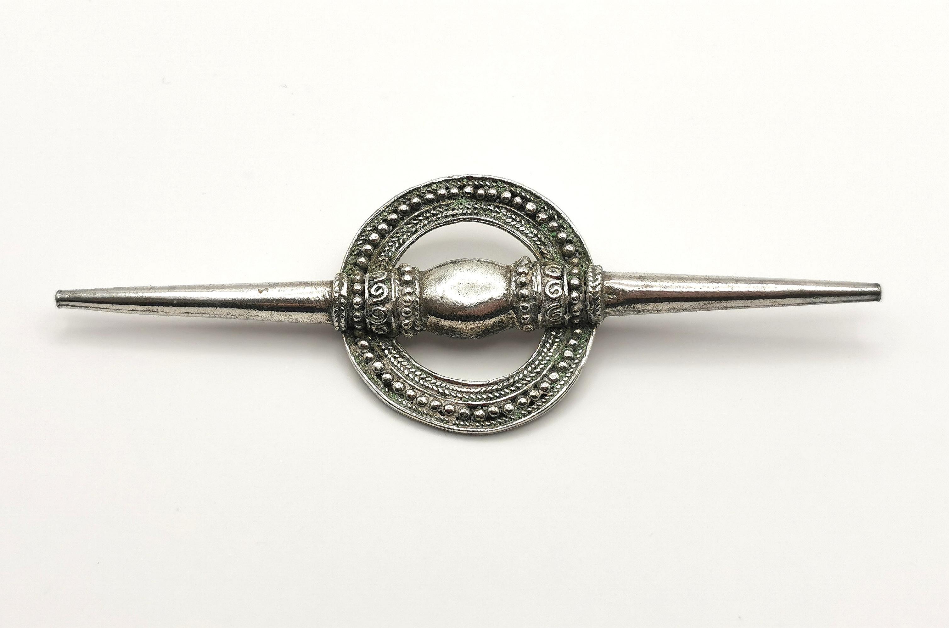 Retro Vintage French Avant Garde designer brooch, Marie Victoire For Sale