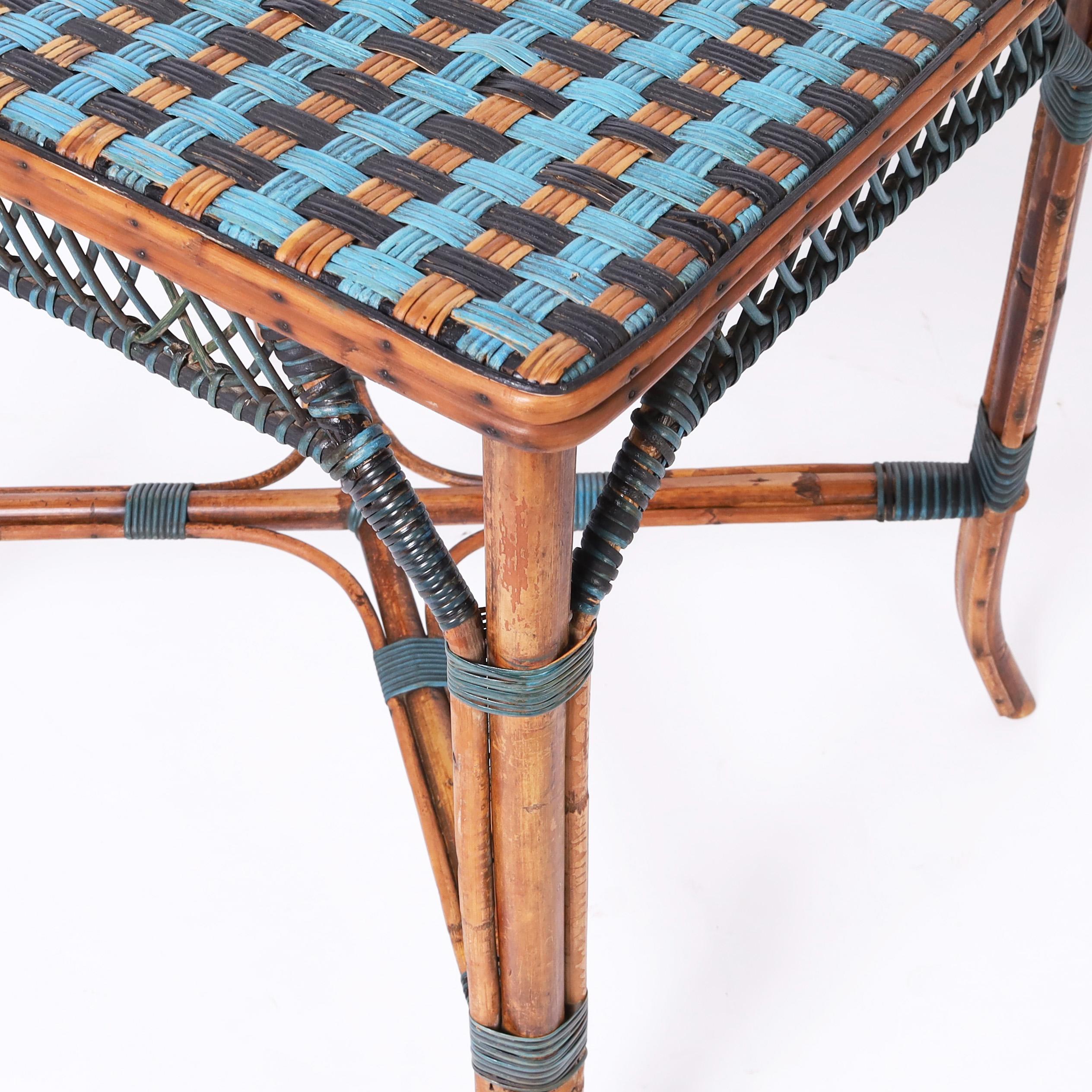 Tissage Table de bistrot française vintage en bambou et rotin en vente