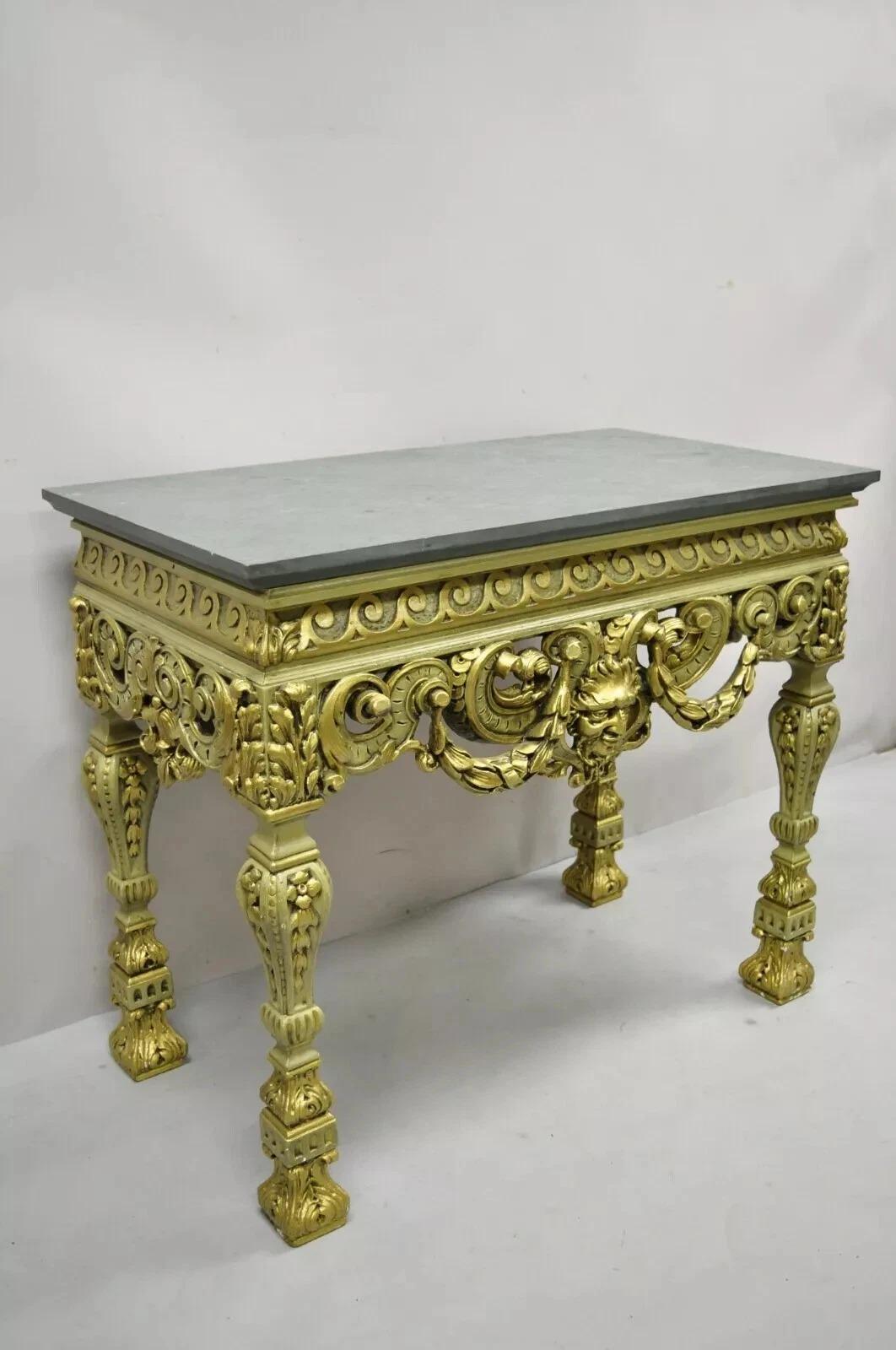 Tavolo da console barocco francese d'epoca in Greene & Greene & Greene dorato con figure intagliate e piano in ardesia in vendita 4