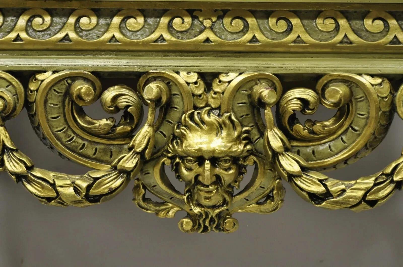 XX secolo Tavolo da console barocco francese d'epoca in Greene & Greene & Greene dorato con figure intagliate e piano in ardesia in vendita