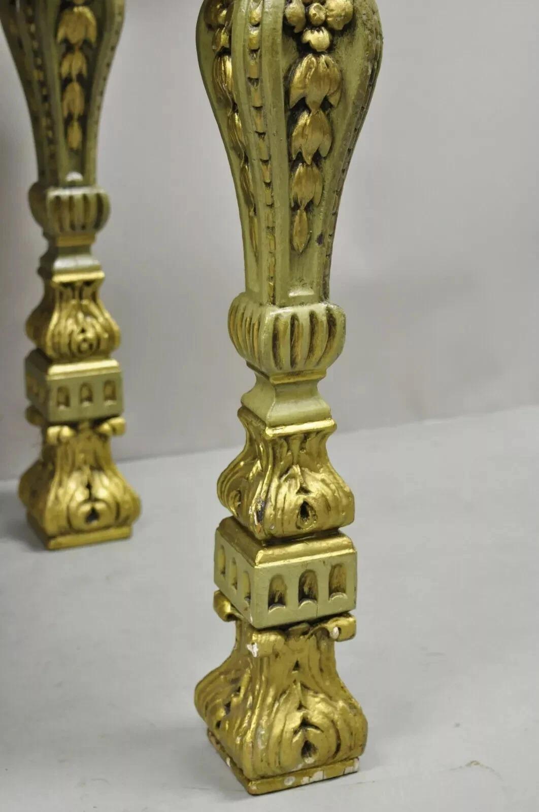 Tavolo da console barocco francese d'epoca in Greene & Greene & Greene dorato con figure intagliate e piano in ardesia in vendita 2