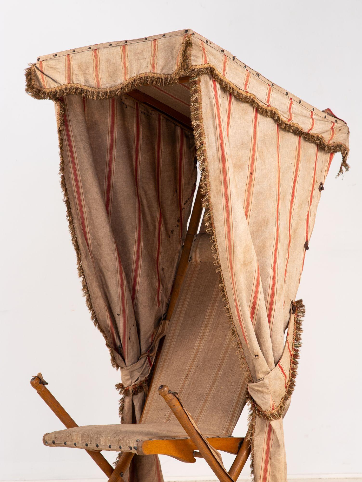 Vintage French Beach Chair with Canopy, Mid 20th C. For Sale 10