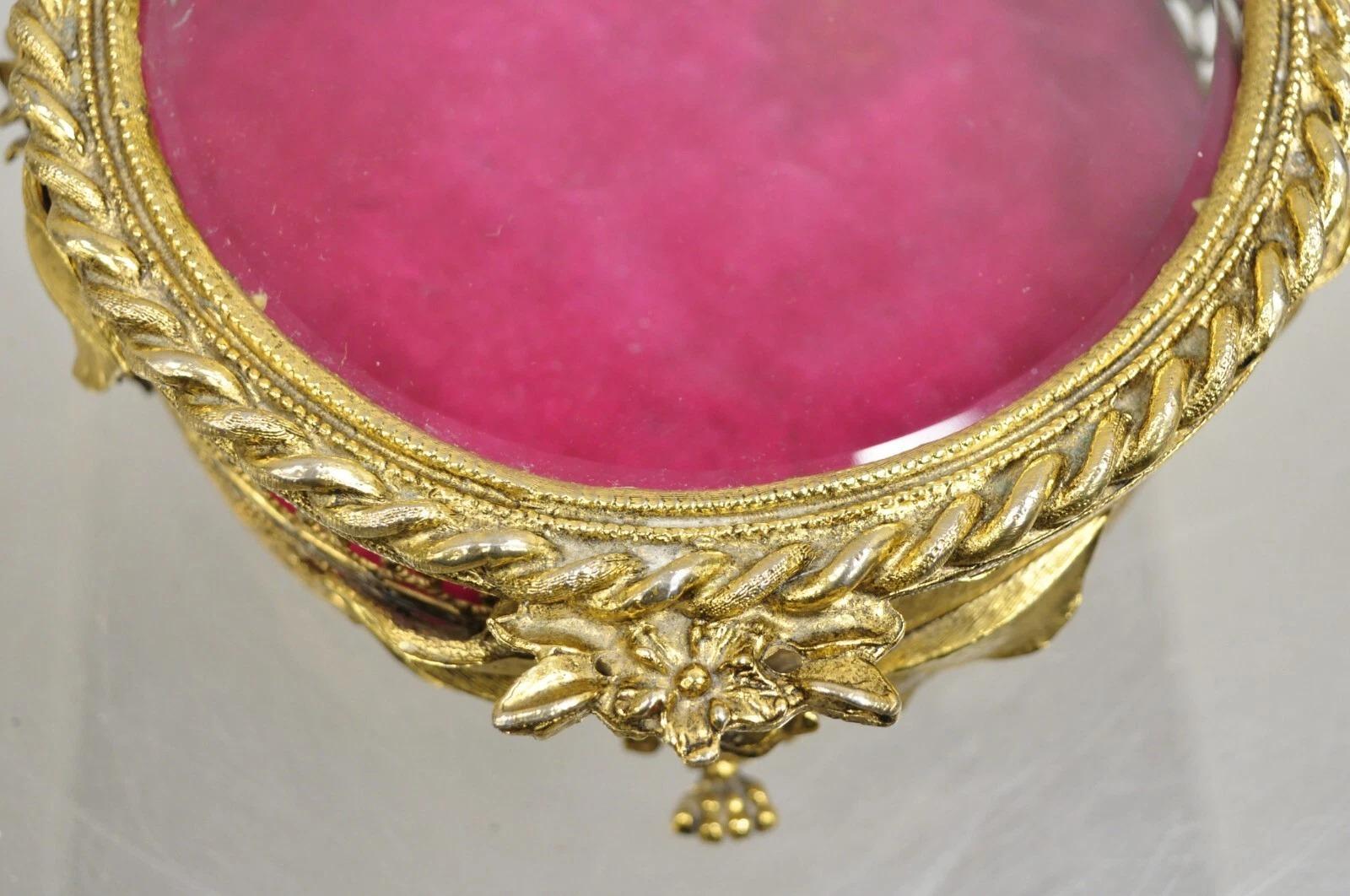 Vintage French Beveled Glass Gold Filigree Round Casket Jewelry Trinket Box For Sale 3