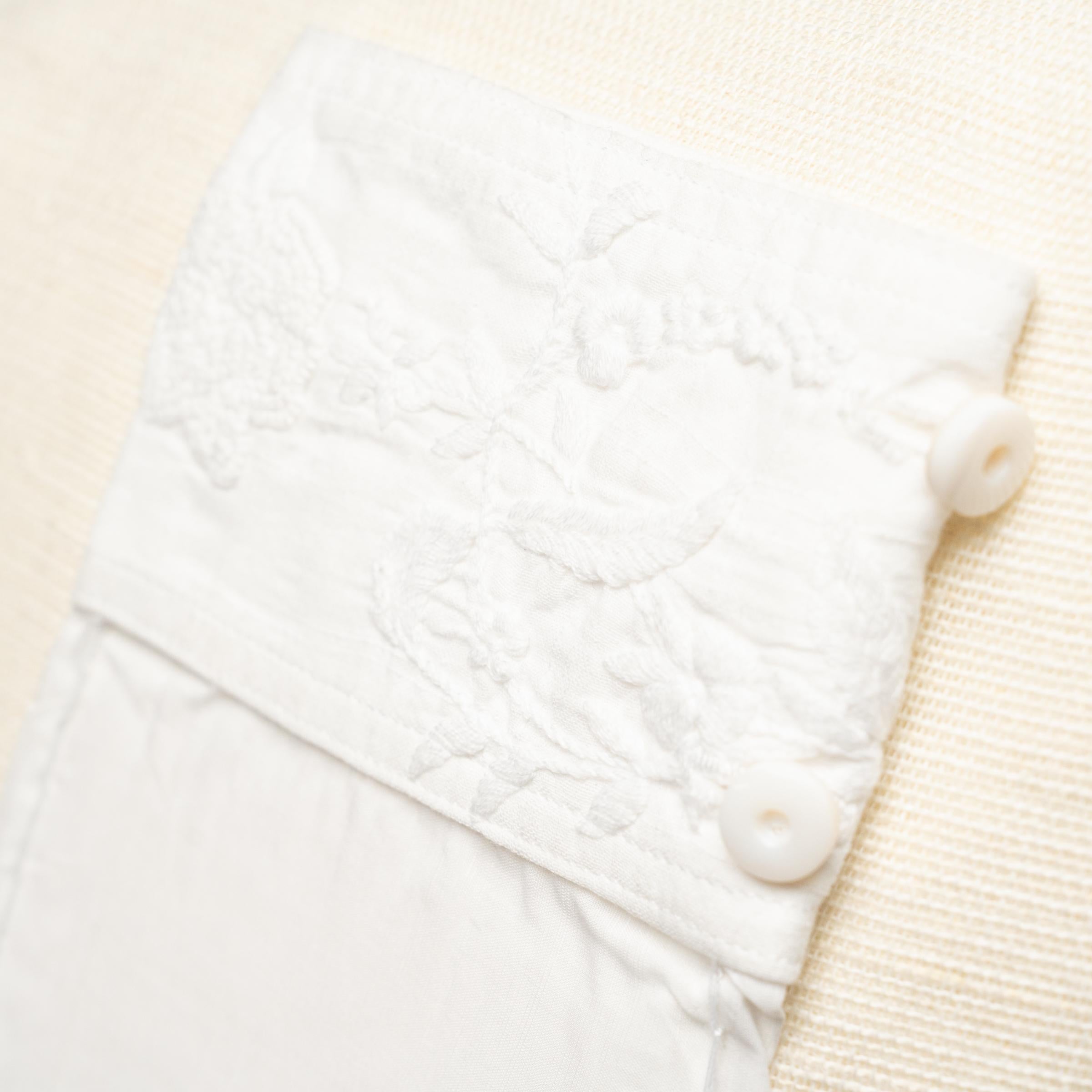 Vintage French Blouse Sleeves Pillow In Good Condition For Sale In Chicago, IL
