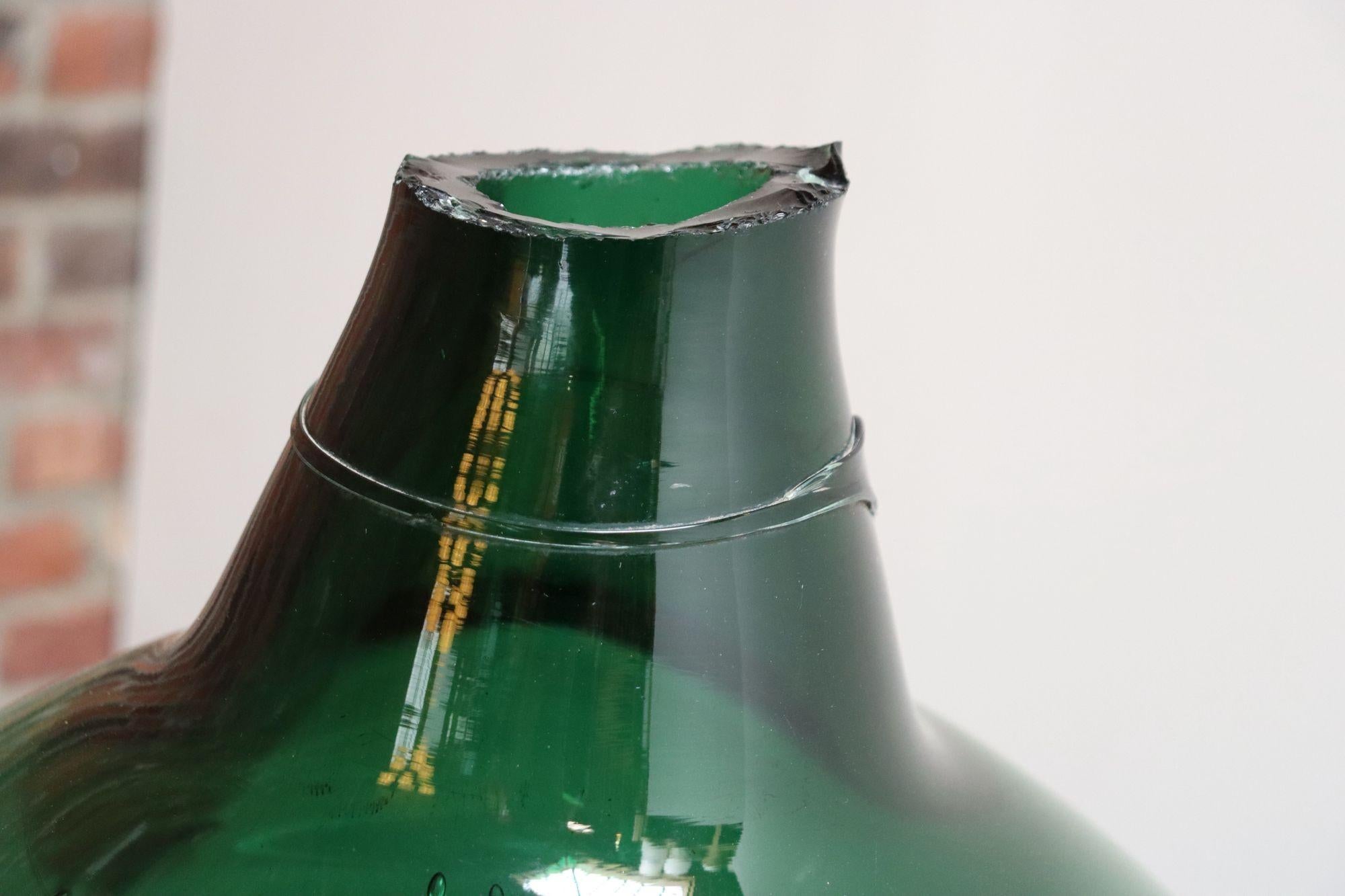 Vieux commode Demijohn à col large en verre soufflé français en vert sarcelle en vente 3