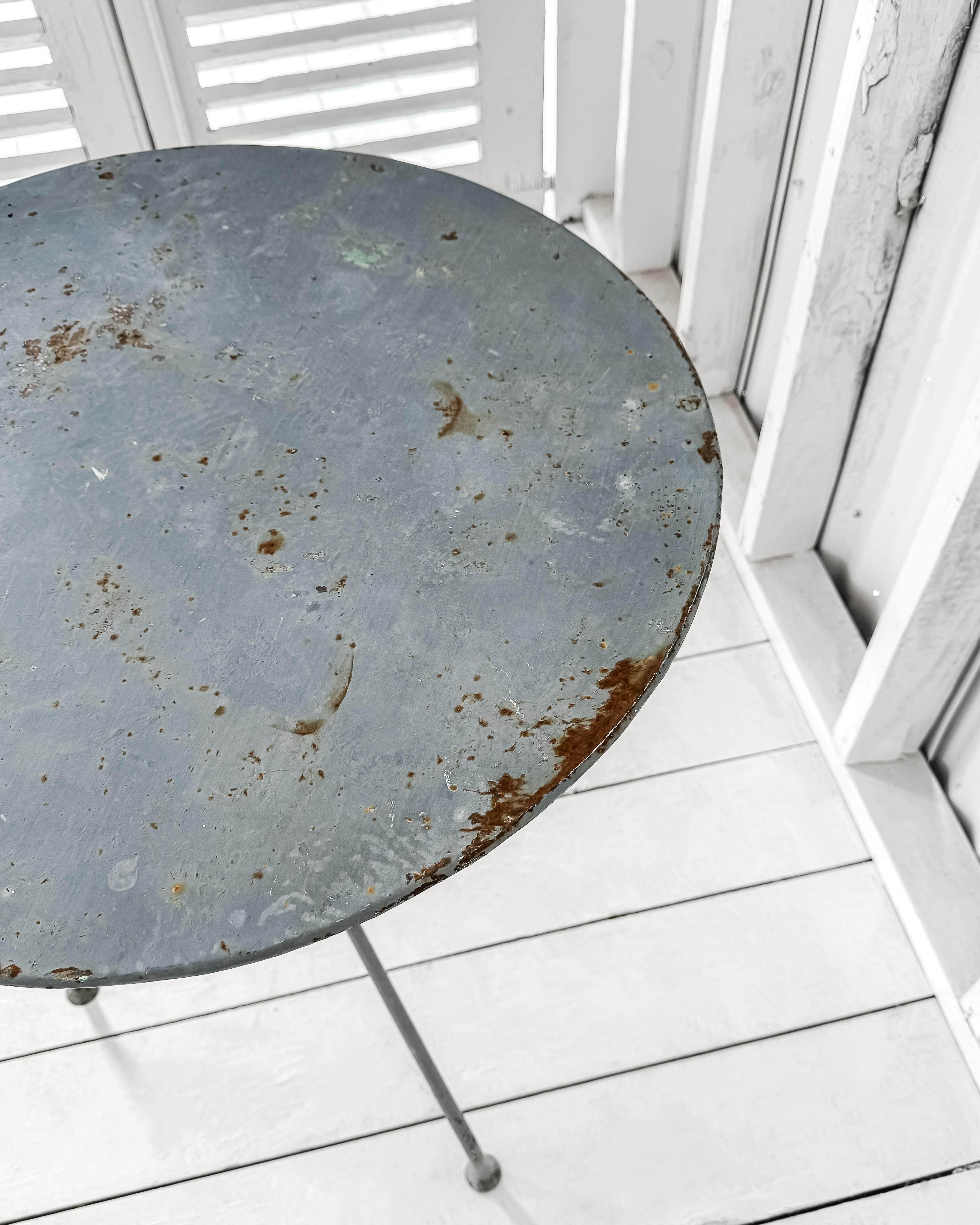 Vintage French Blue Metal Garden Table For Sale 2
