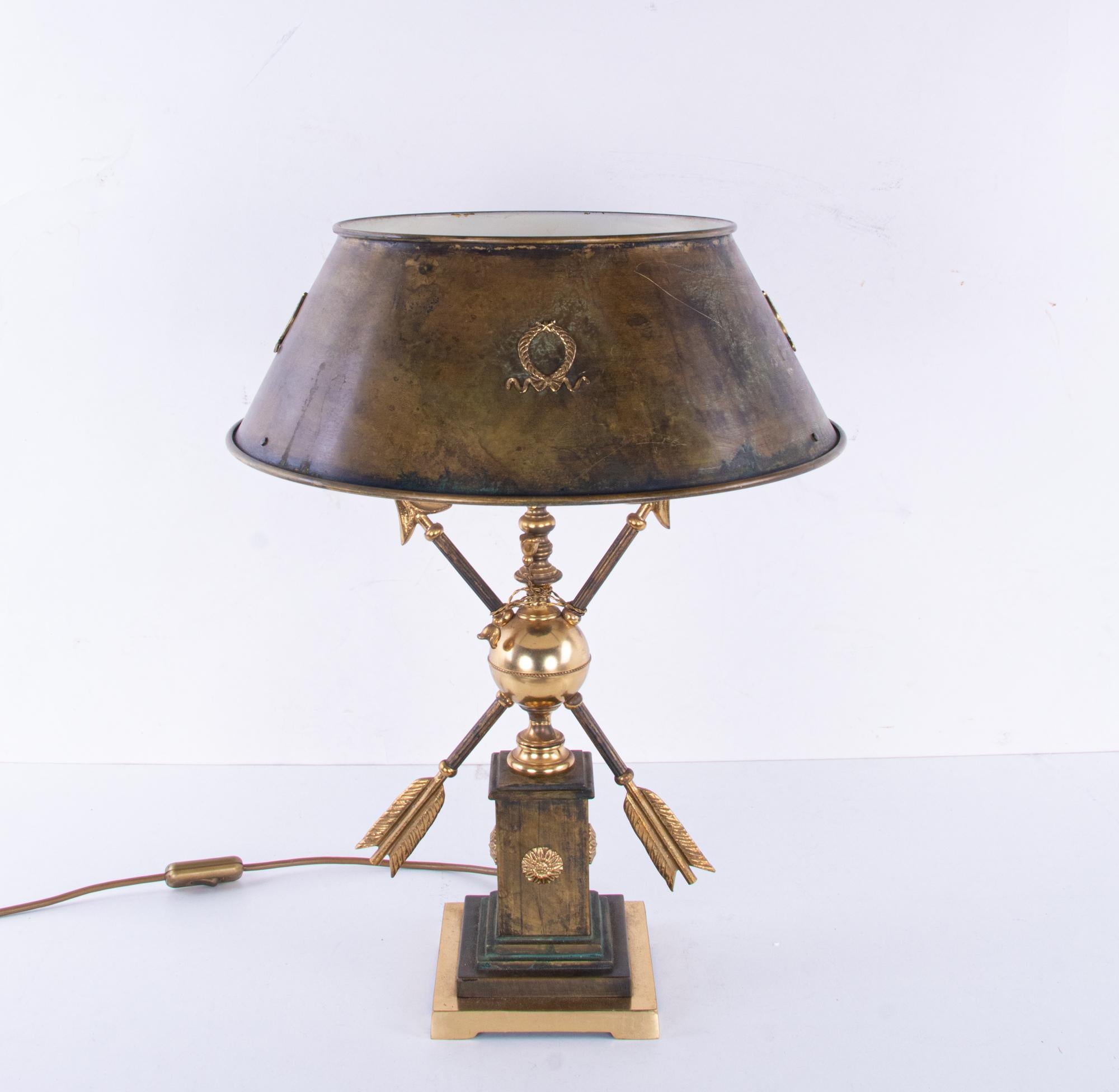 Français Lampe de table bouillotte française vintage en bronze de style Empire en vente